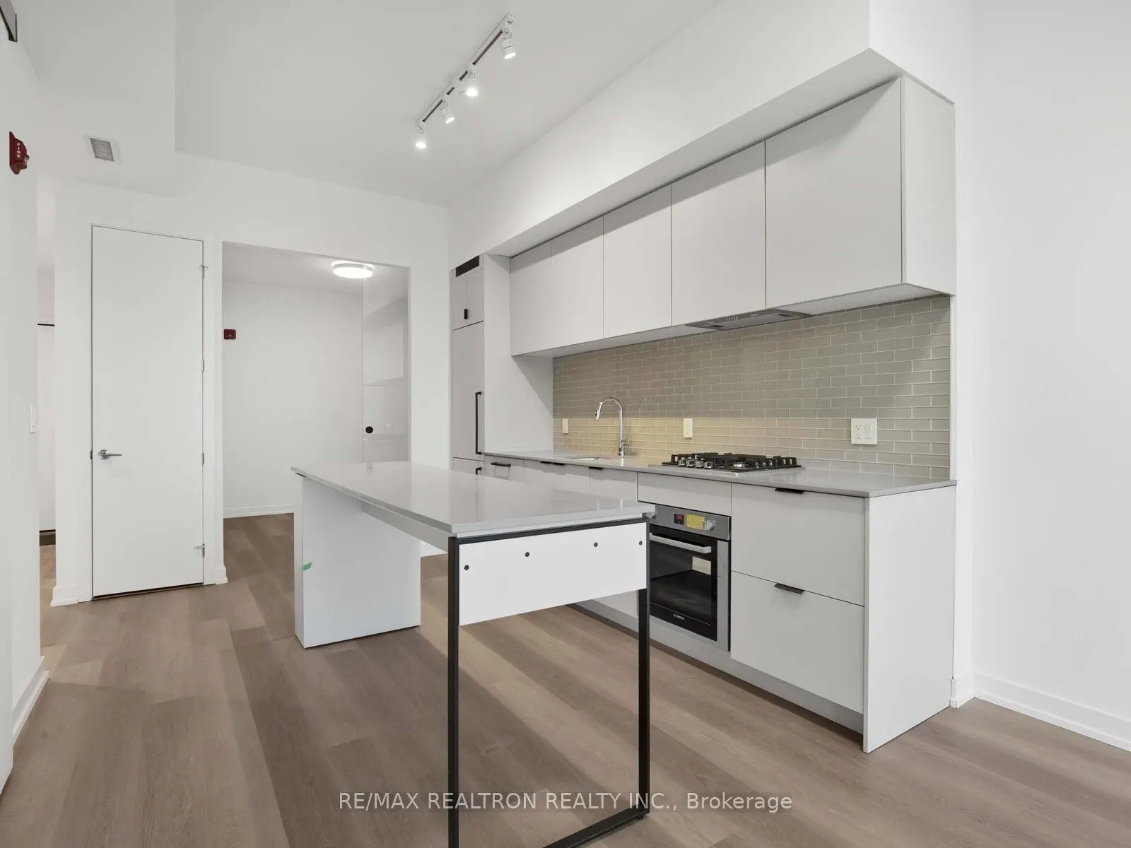 722 Marlee Avenue, #405