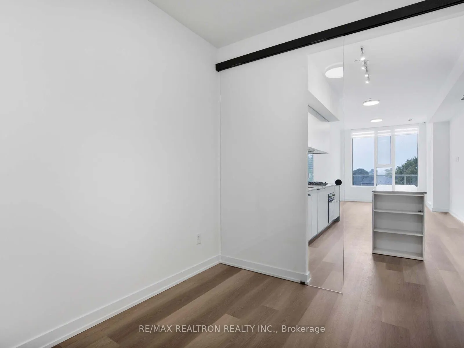 722 Marlee Avenue, #405