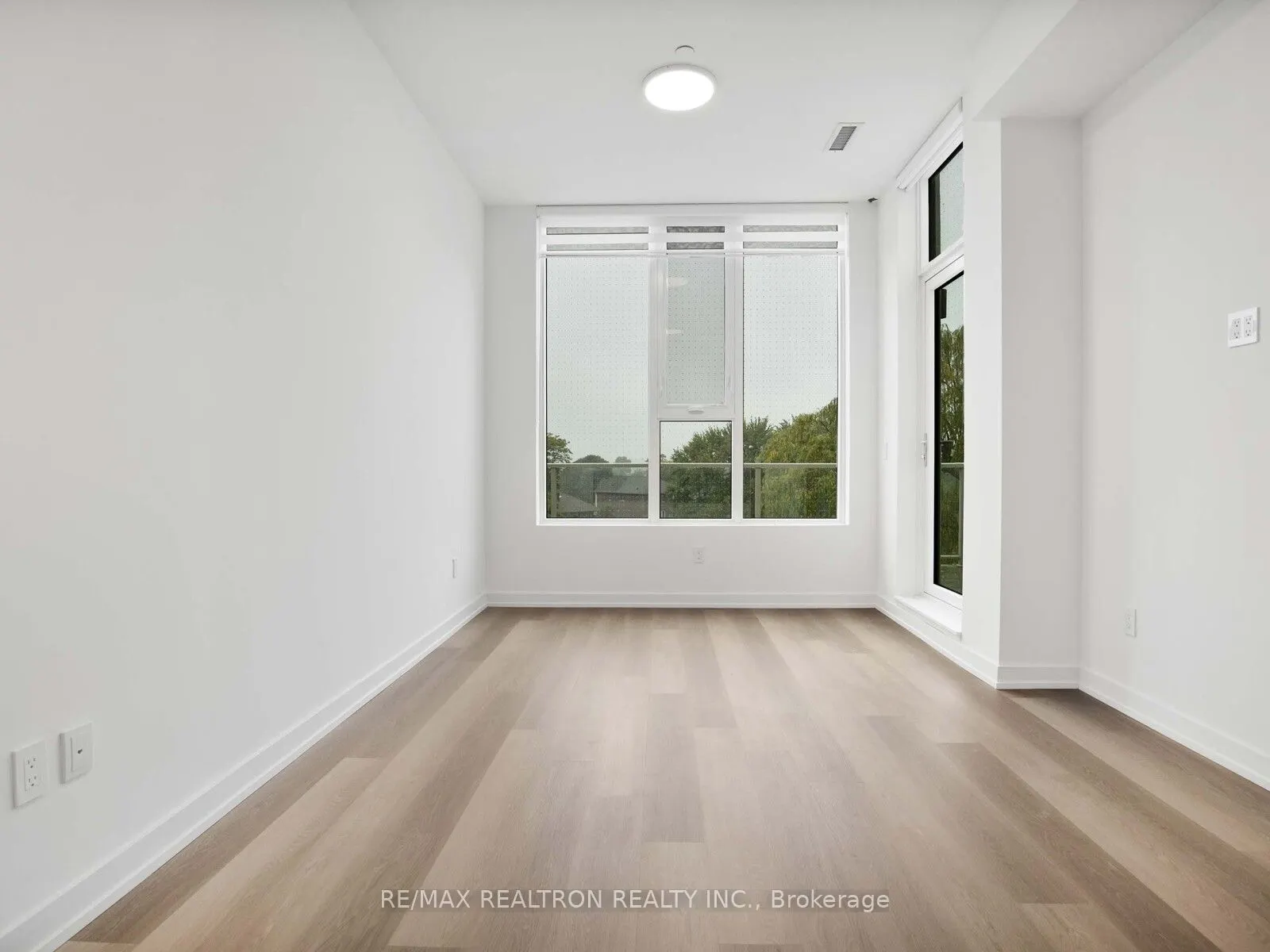 722 Marlee Avenue, #405