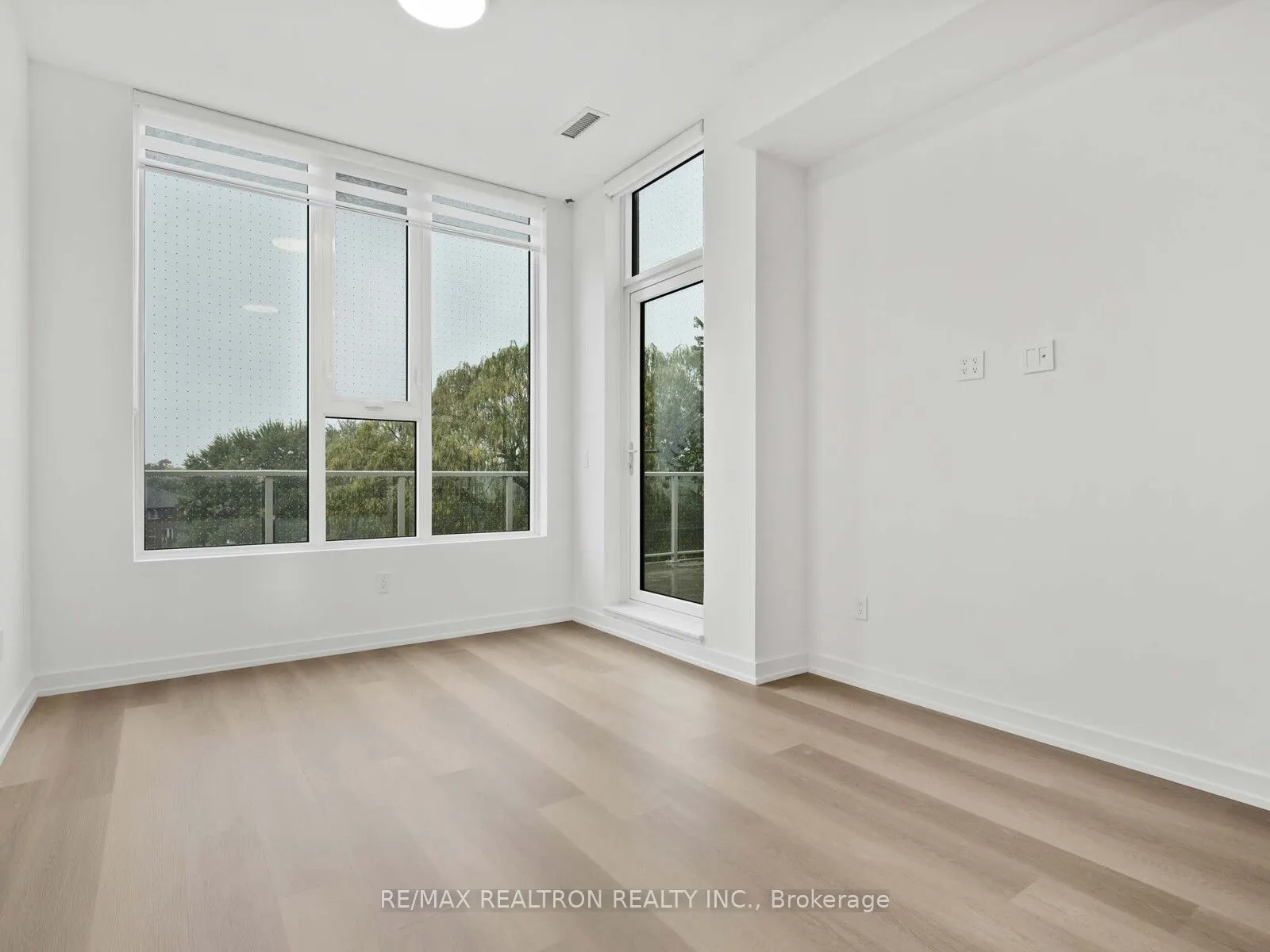 722 Marlee Avenue, #405