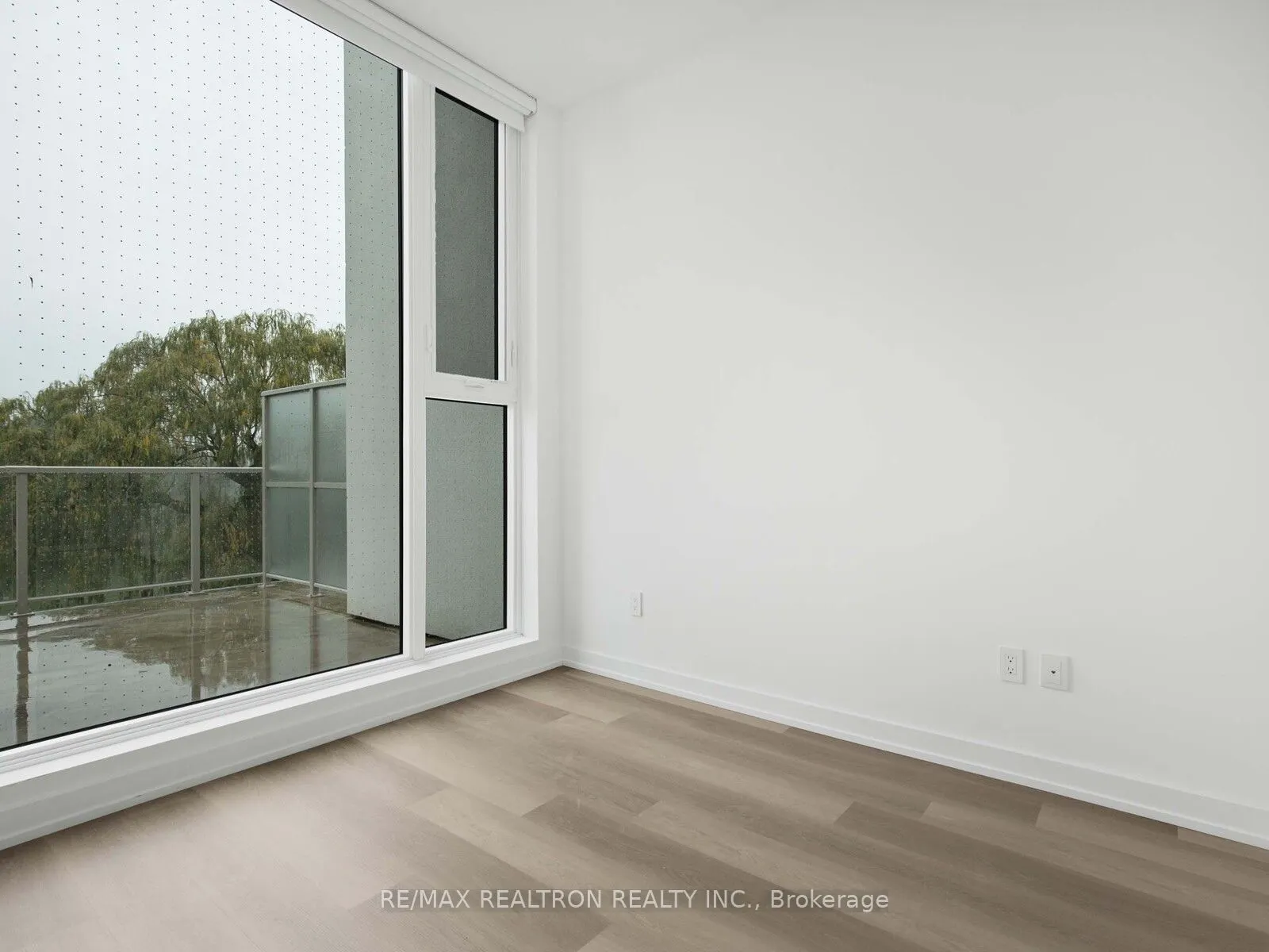 722 Marlee Avenue, #405
