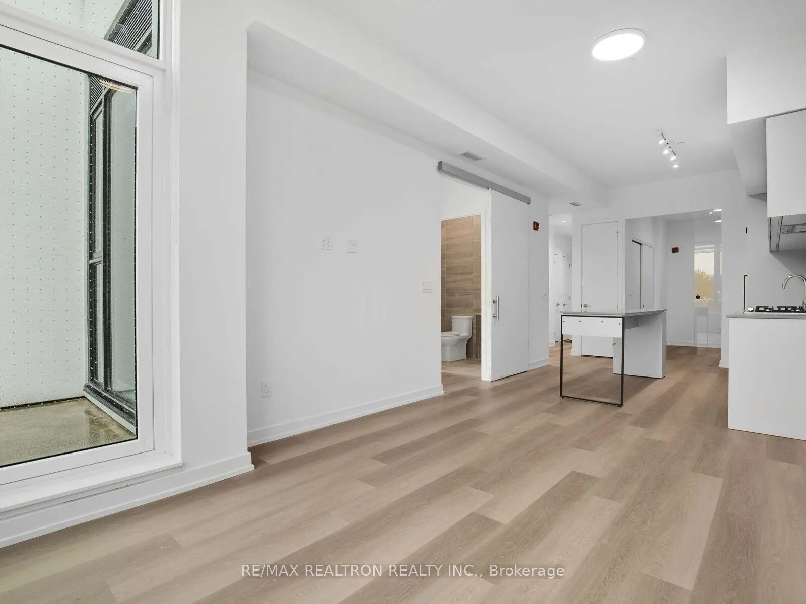 722 Marlee Avenue, #405