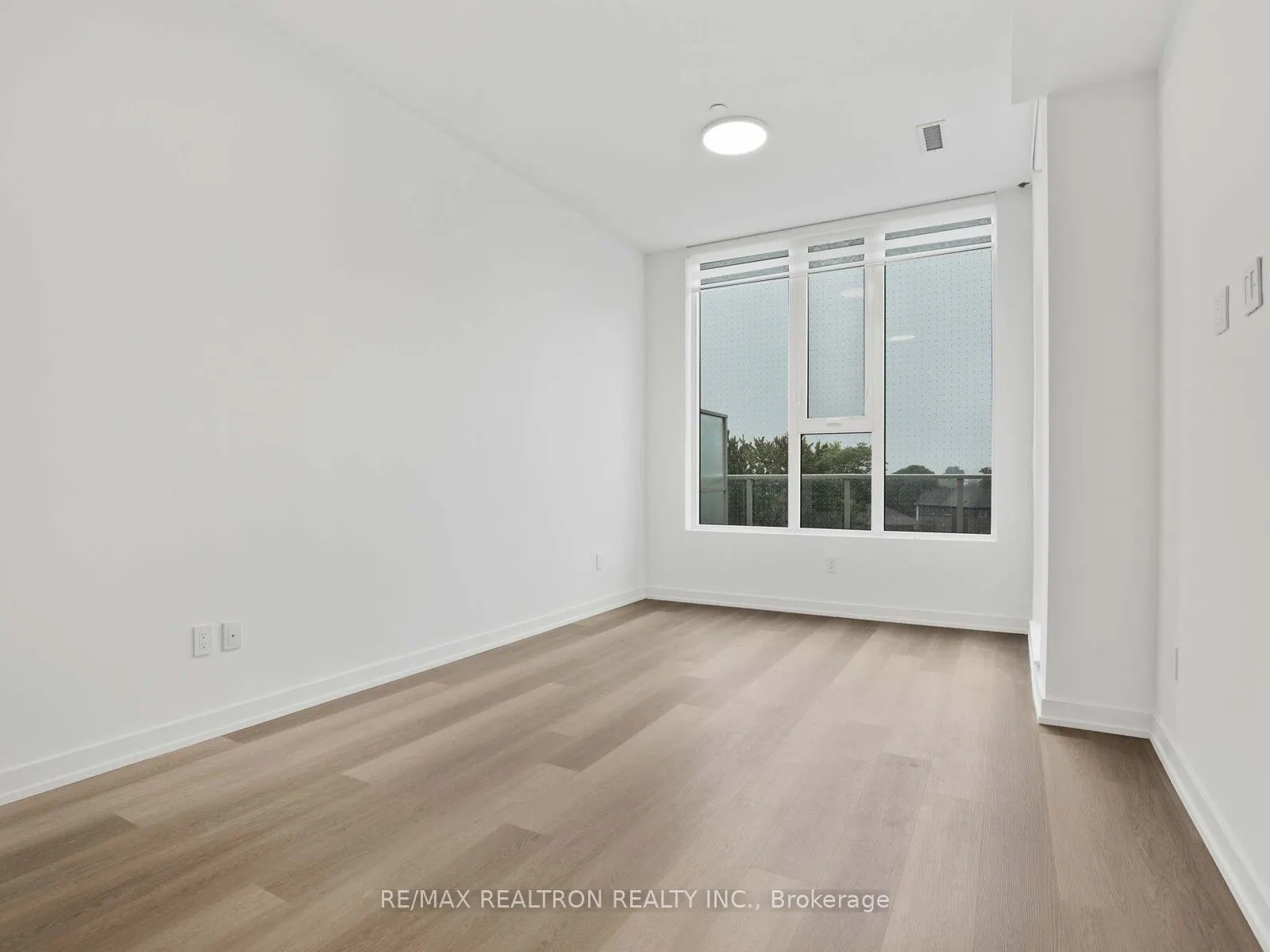 722 Marlee Avenue, #405
