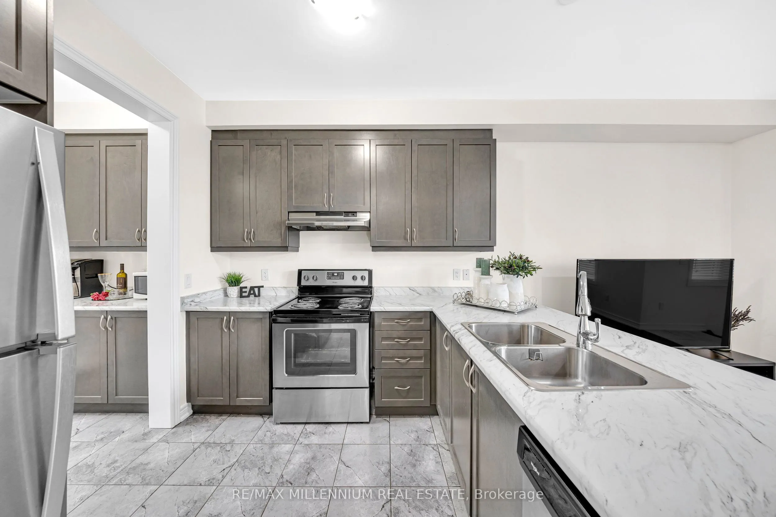 86 Saint Dennis Road