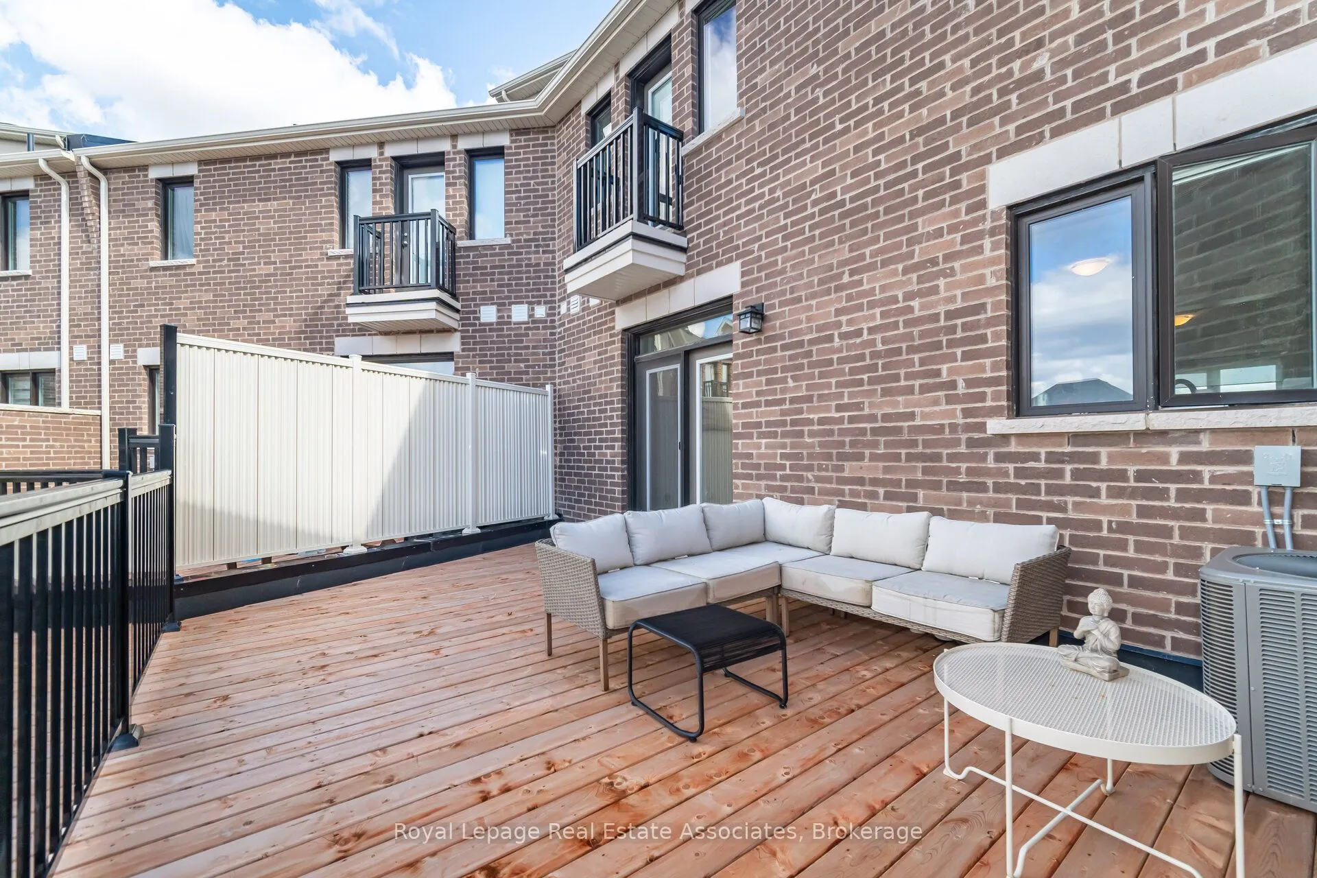 1397 William Halton Parkway