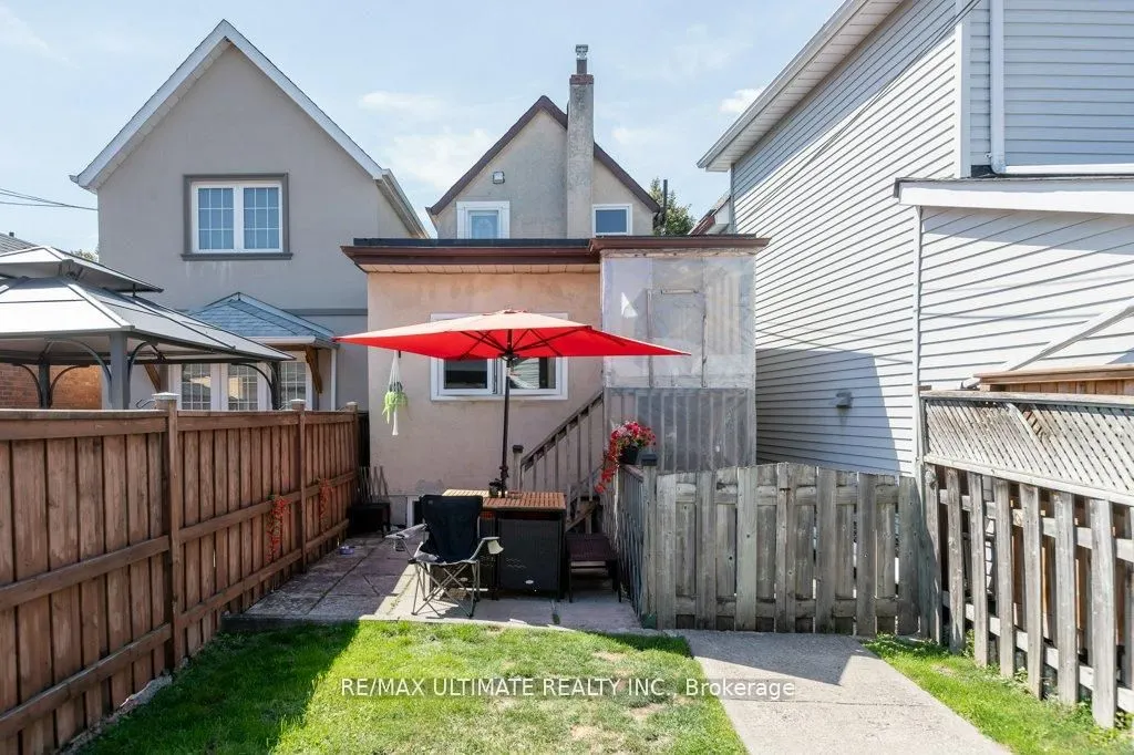 281 Boon Avenue