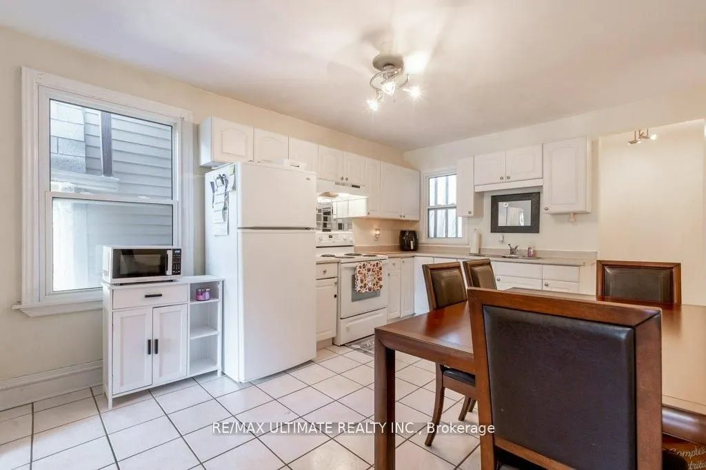 281 Boon Avenue