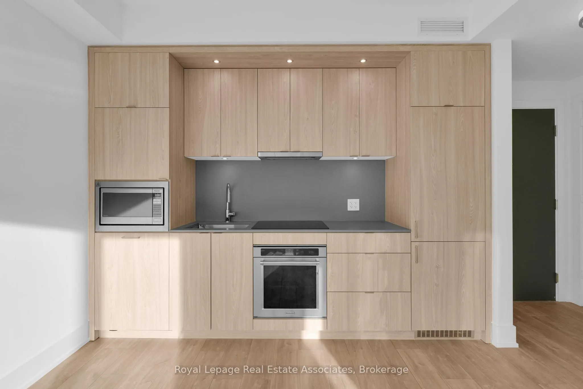 259 The Kingsway, #310