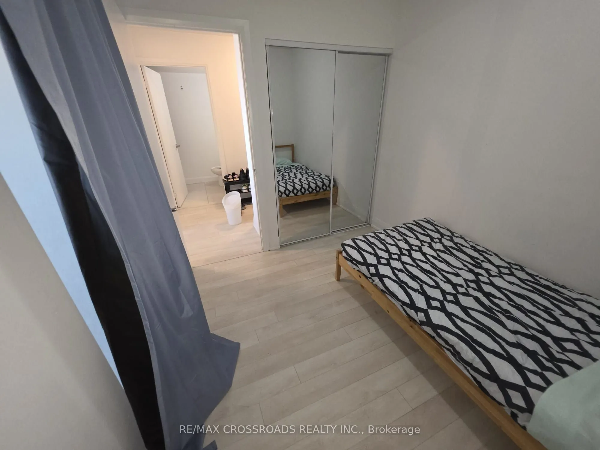 1461 Lawrence Avenue W, #2105