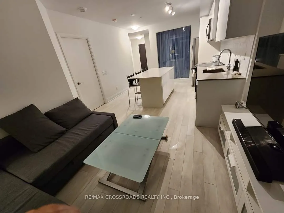 1461 Lawrence Avenue W, #2105