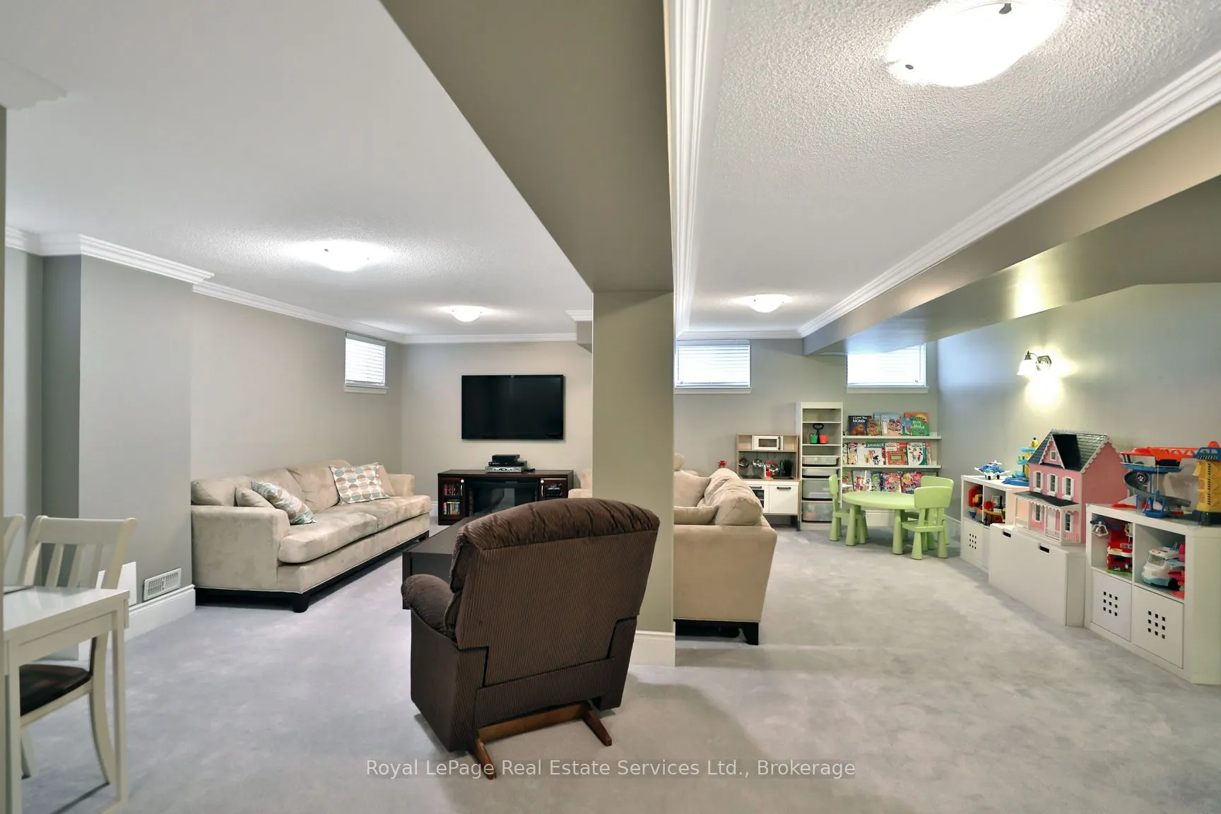 2473 Thornfield Common