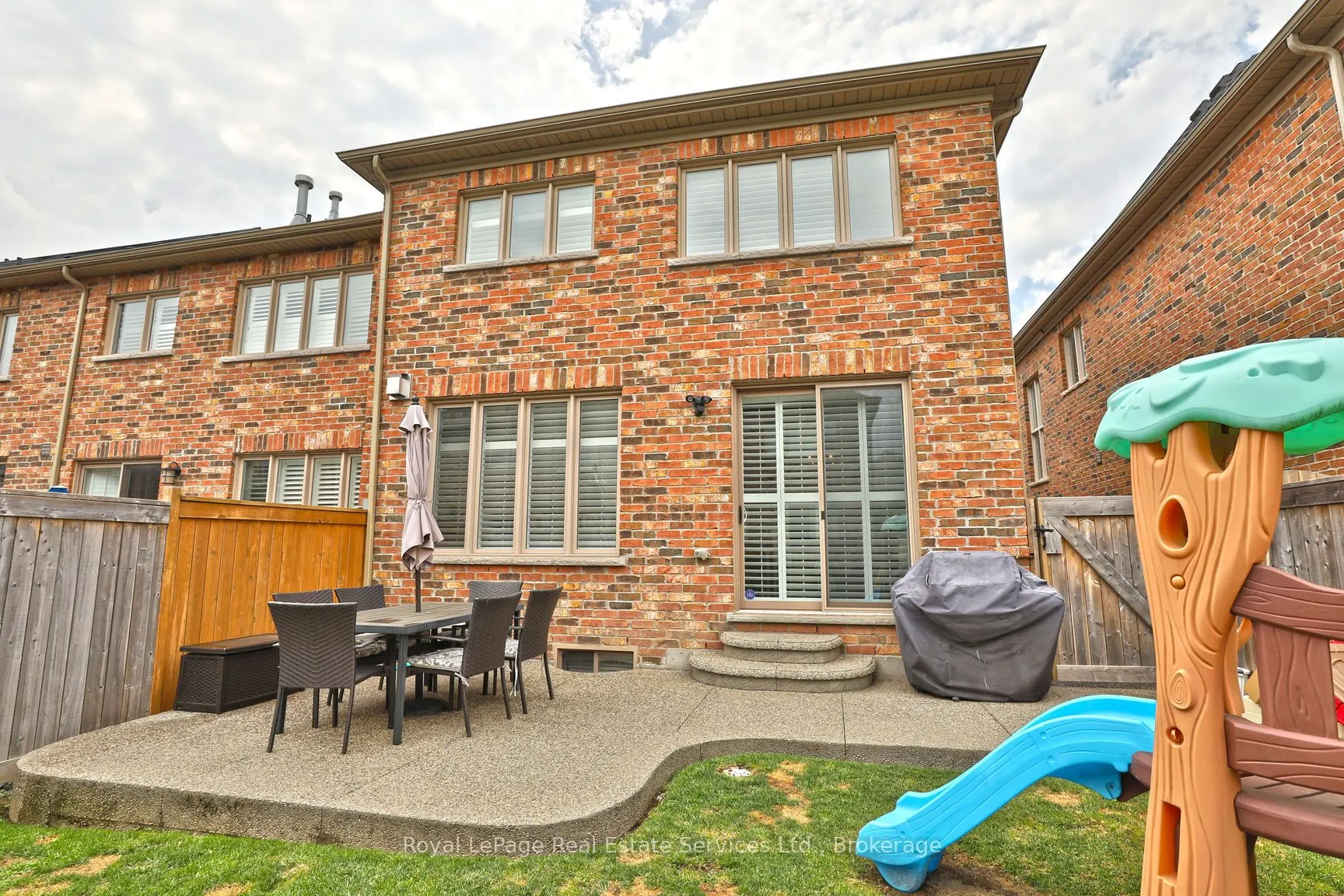 2473 Thornfield Common