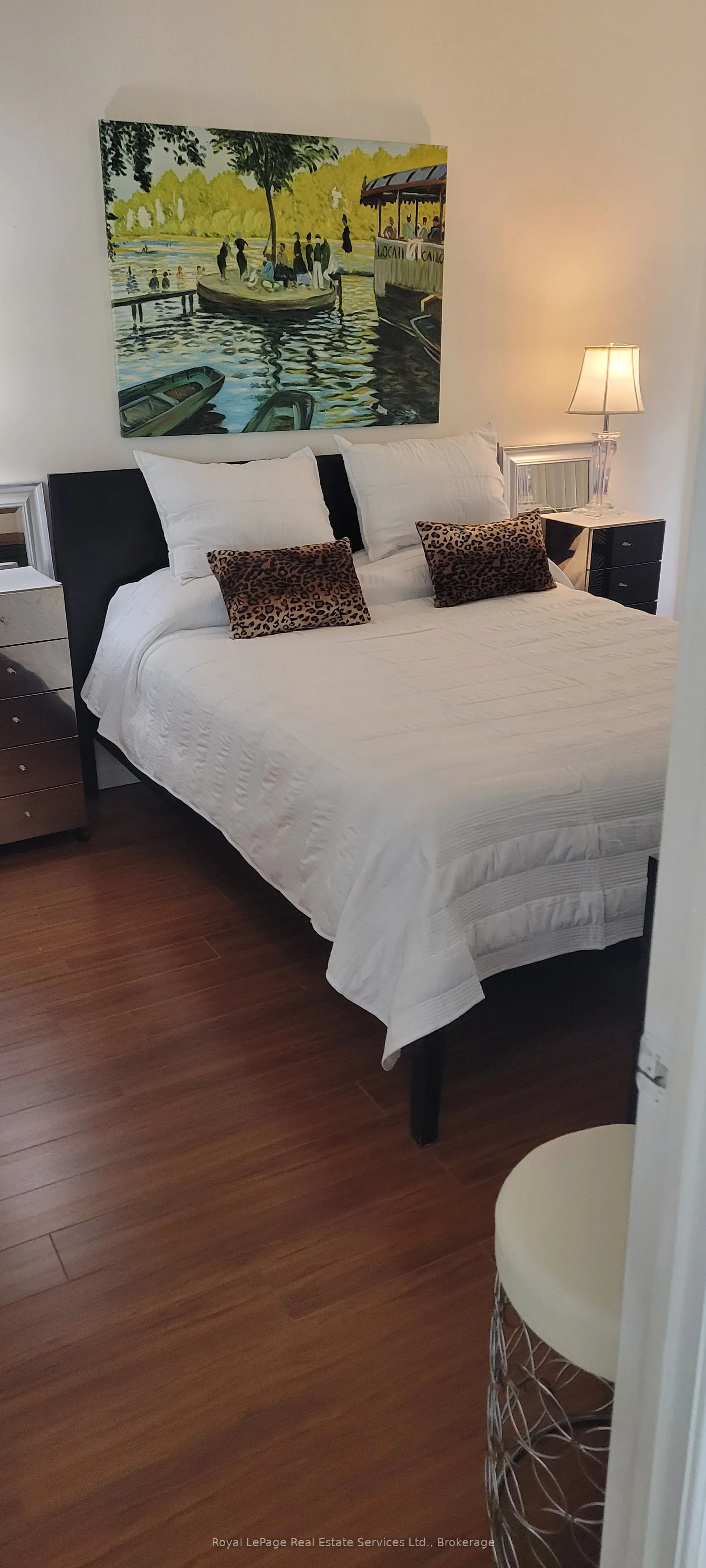 415 Locust Street, #307