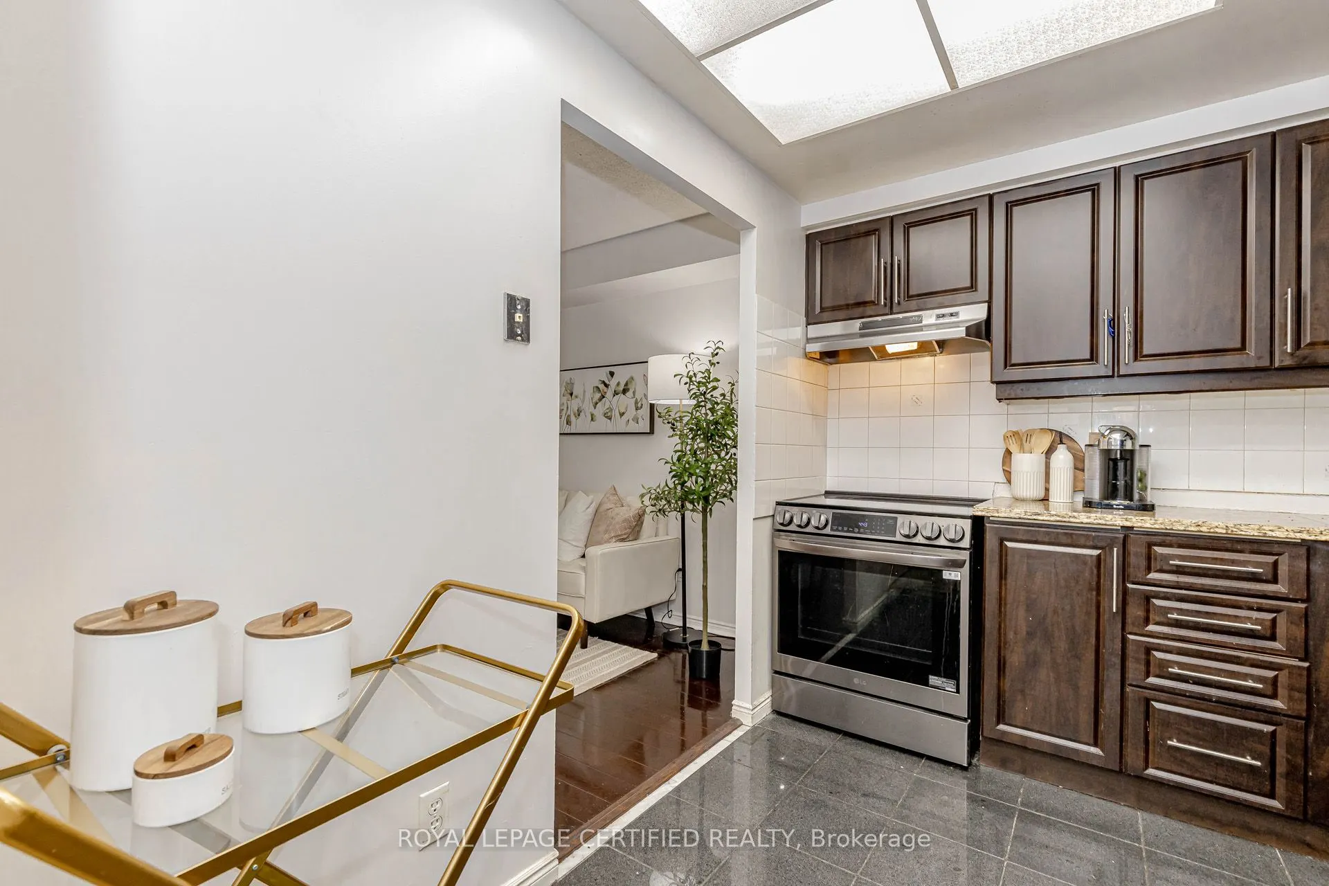 135 Hillcrest Avenue, #313