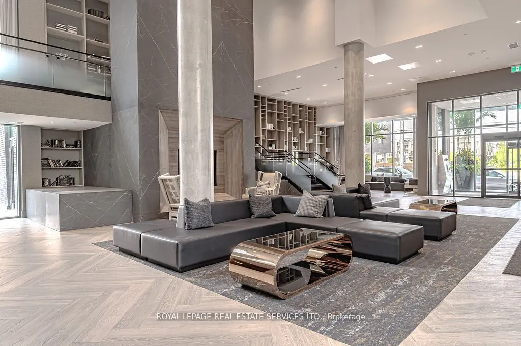 2450 Old Bronte Road, #438
