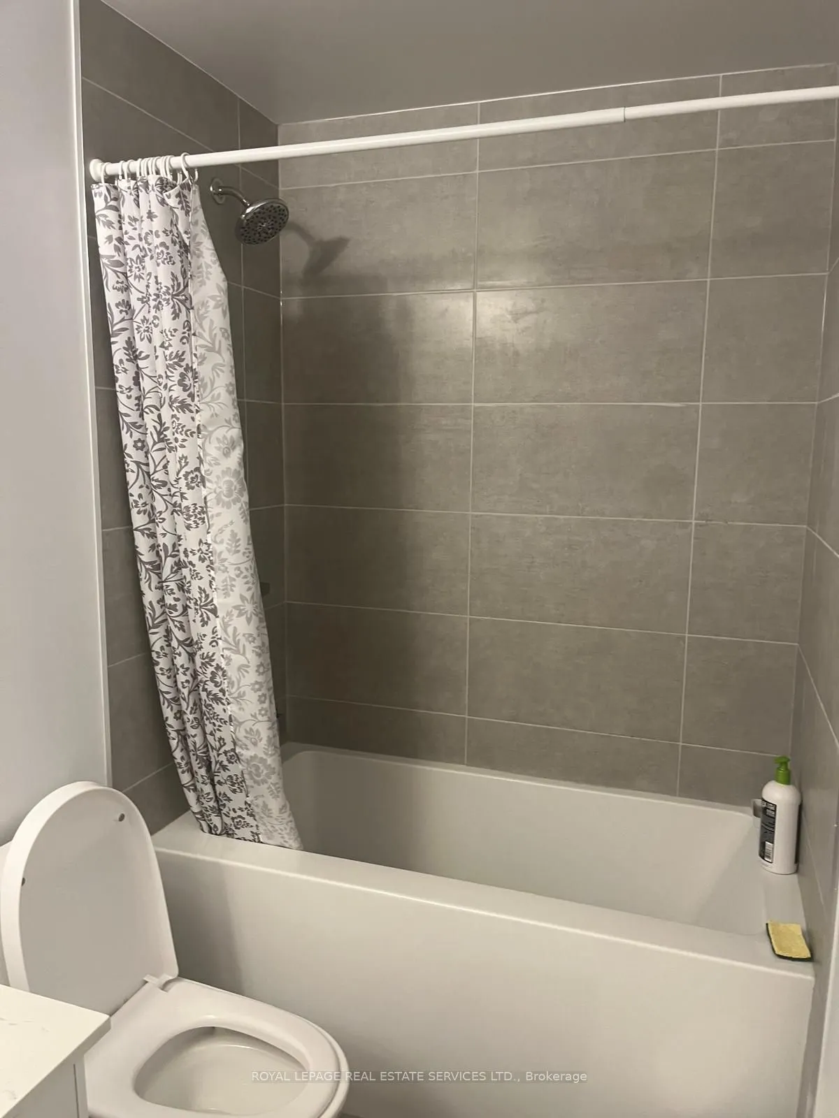 2450 Old Bronte Road, #438