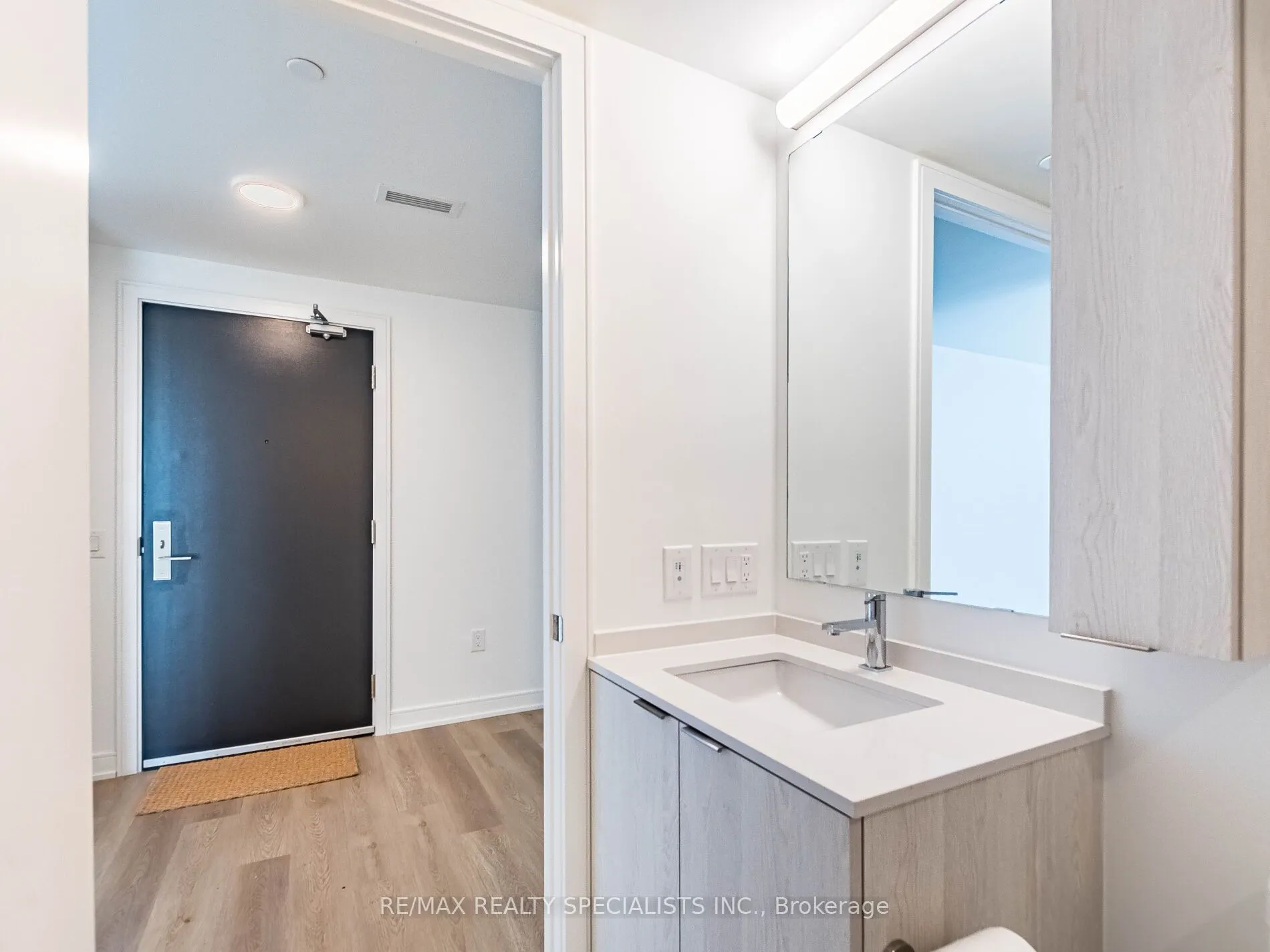 3009 Novar Road, #1703