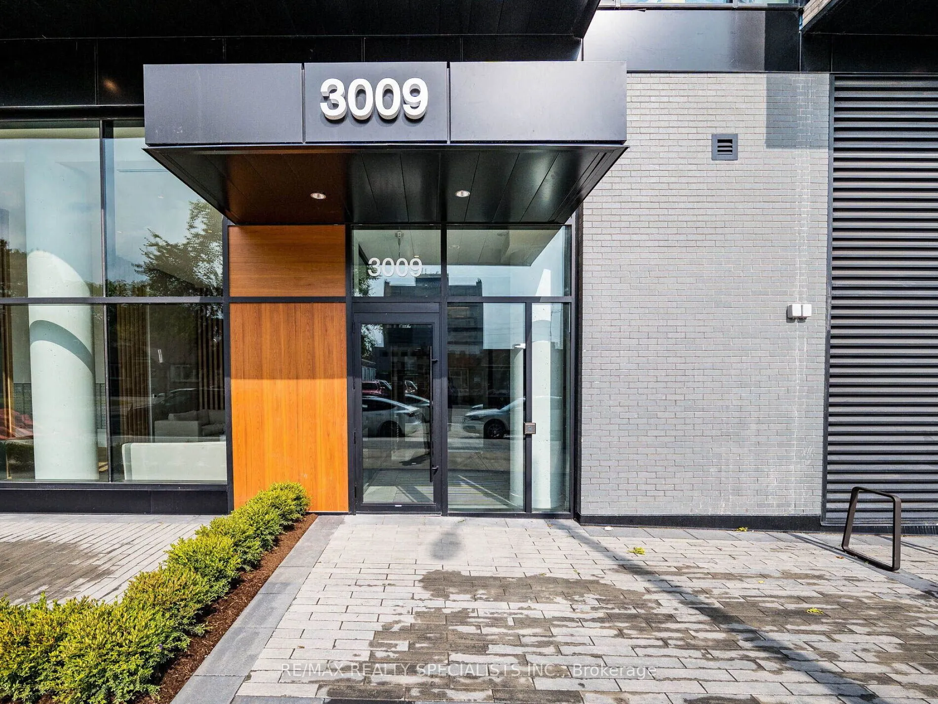3009 Novar Road, #1703