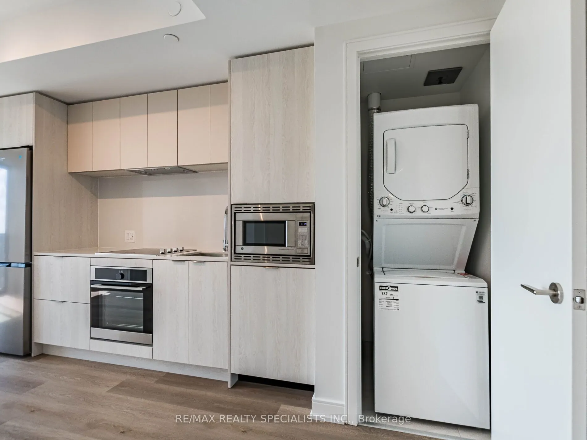 3009 Novar Road, #1703