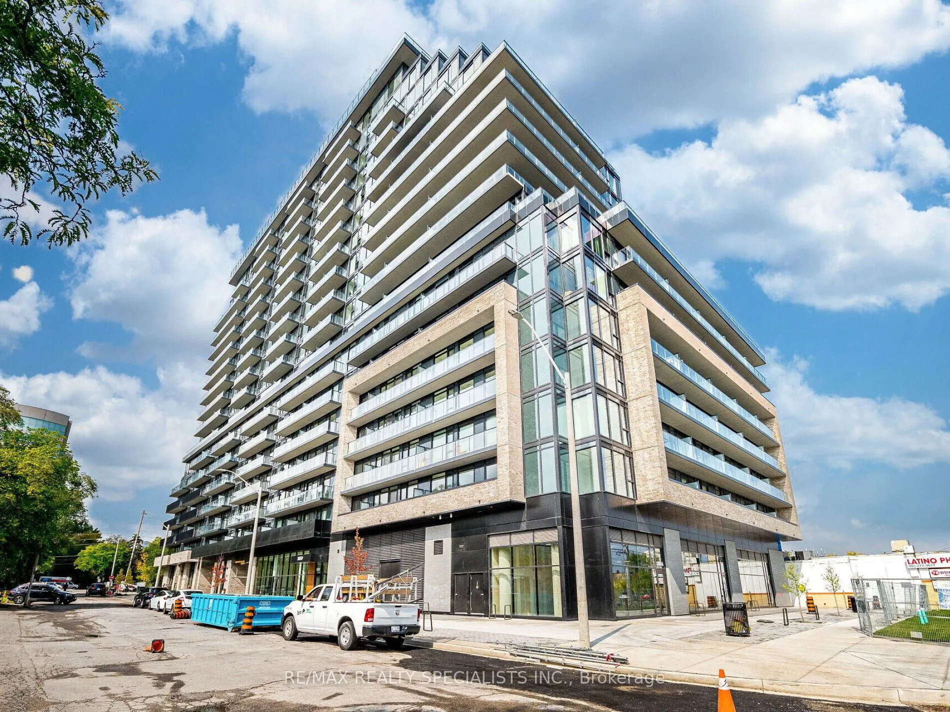 3009 Novar Road, #1703