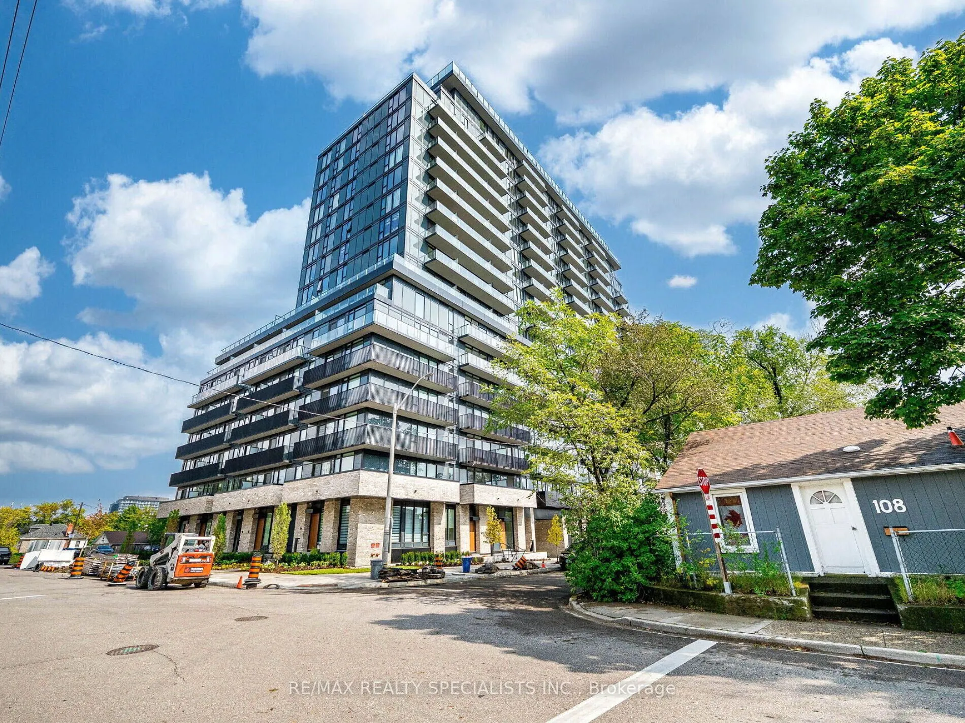3009 Novar Road, #1703