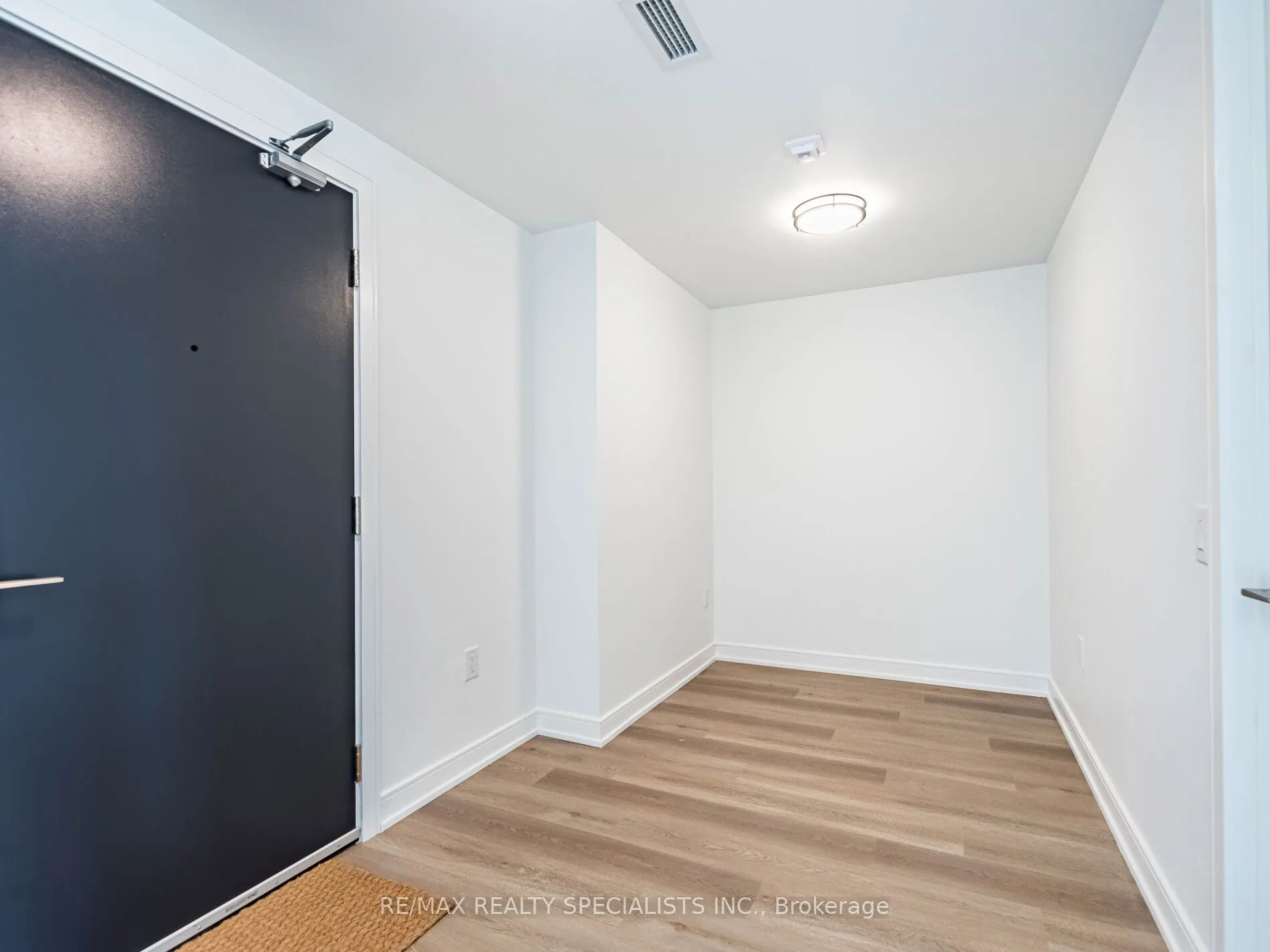 3009 Novar Road, #1703