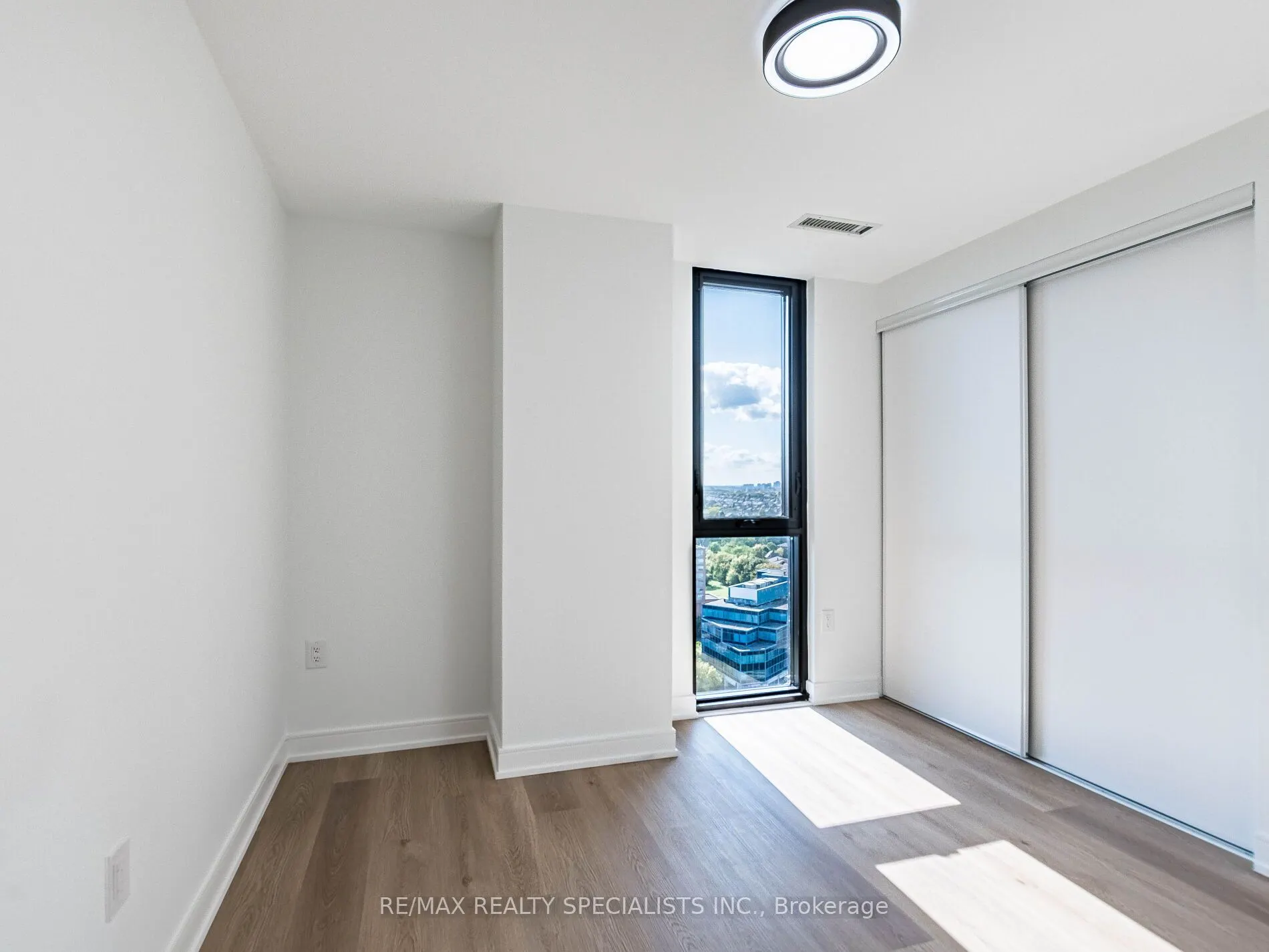 3009 Novar Road, #1703