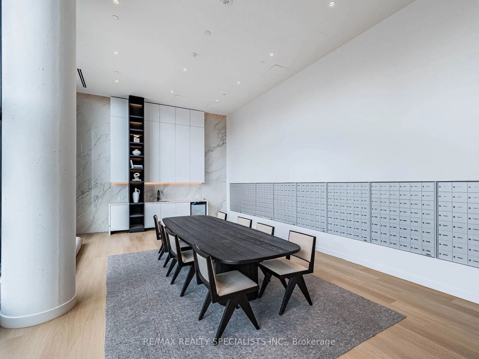 3009 Novar Road, #1703