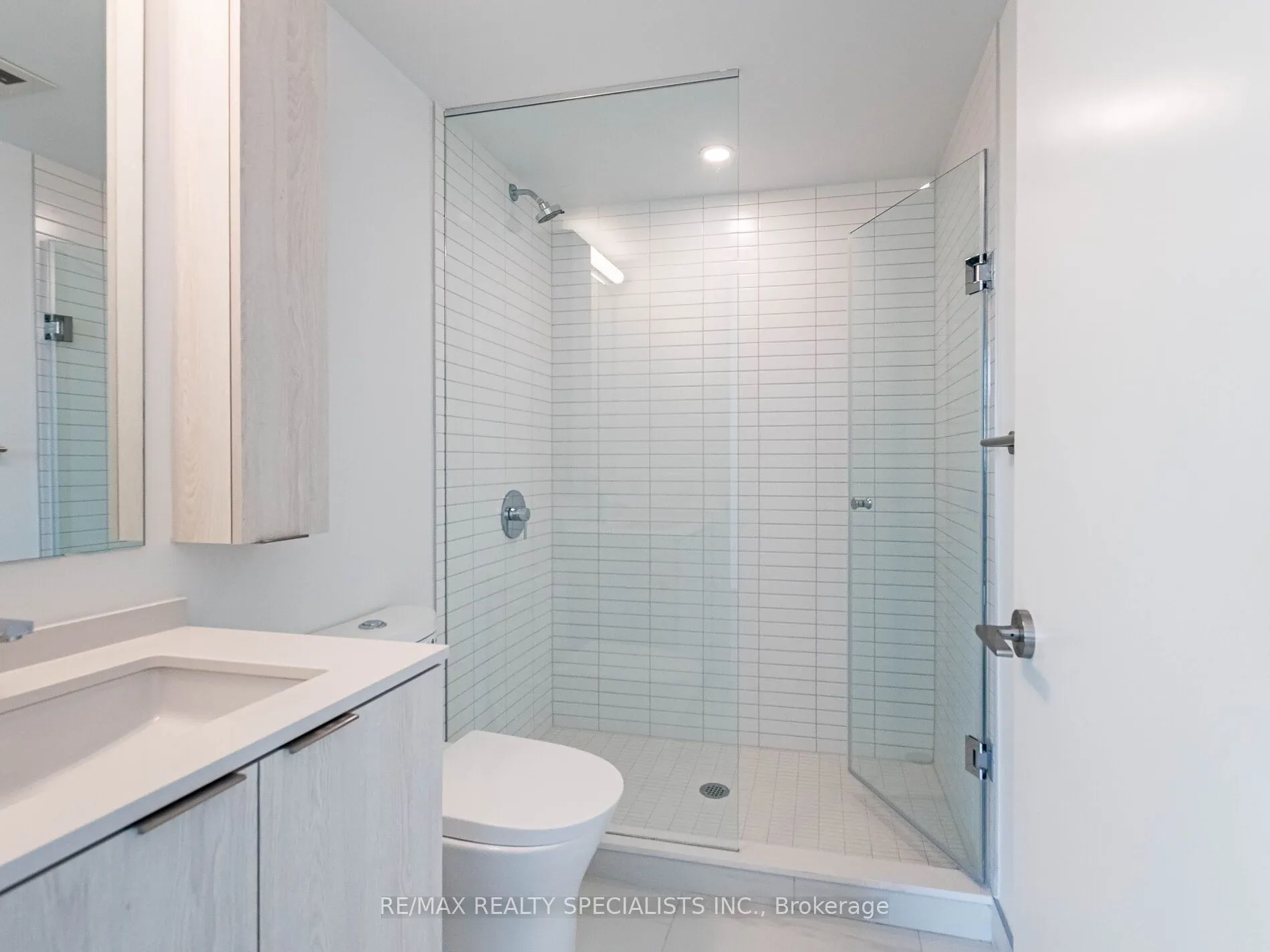 3009 Novar Road, #1703