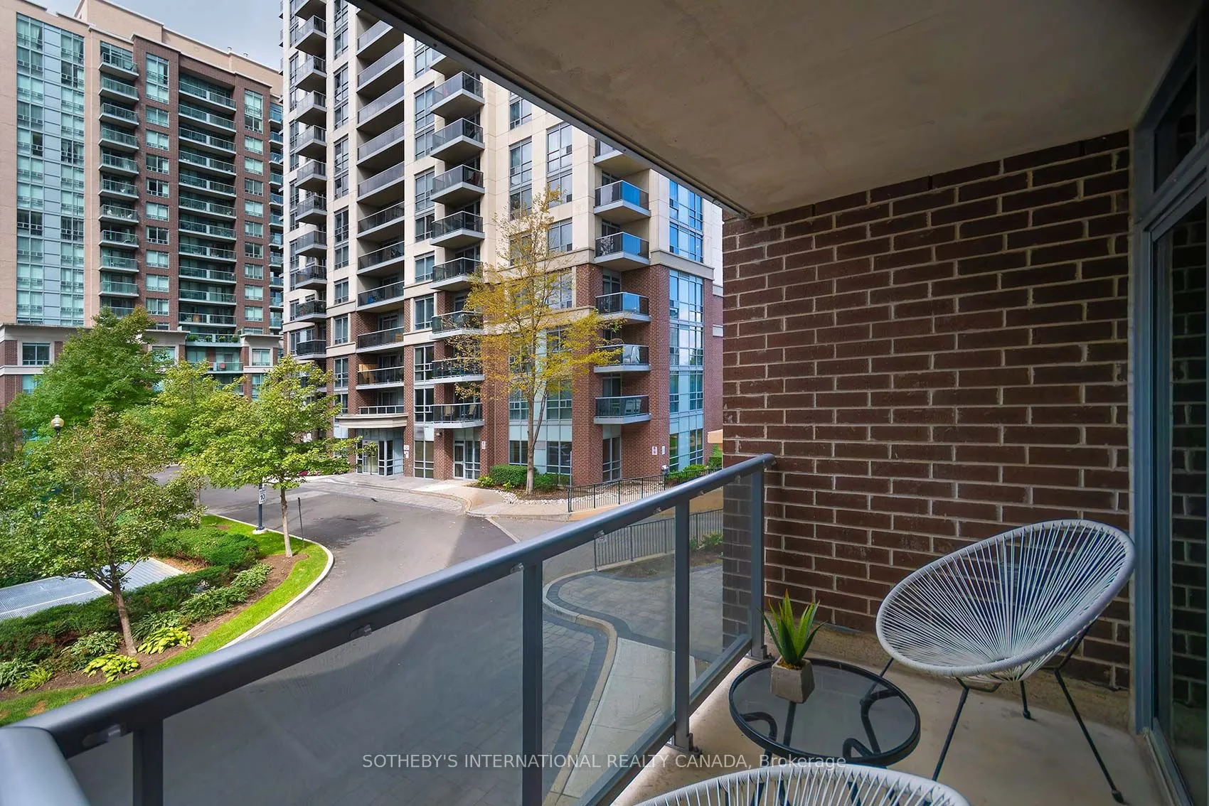 3 Michael Power Place, #208