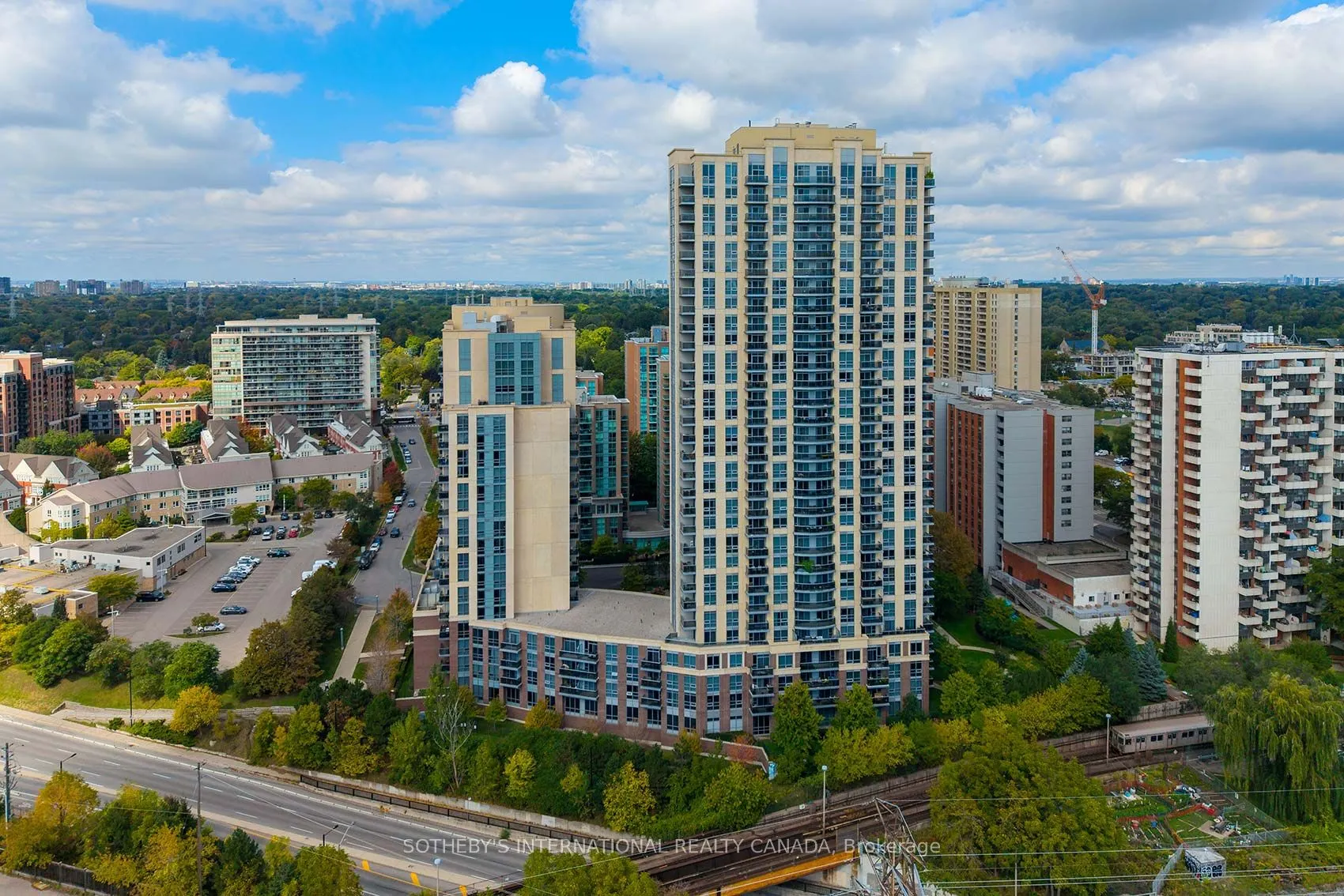 3 Michael Power Place, #208