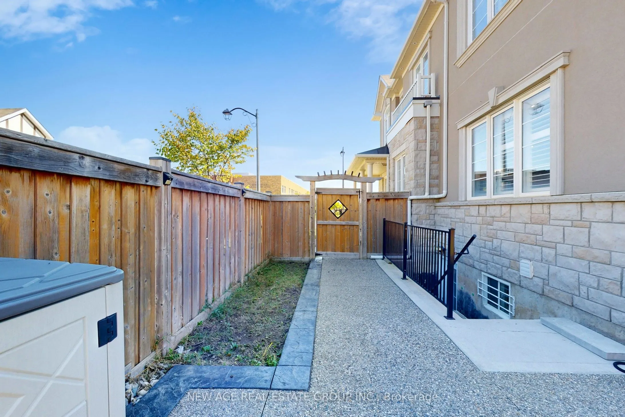 153 Whitlock Avenue