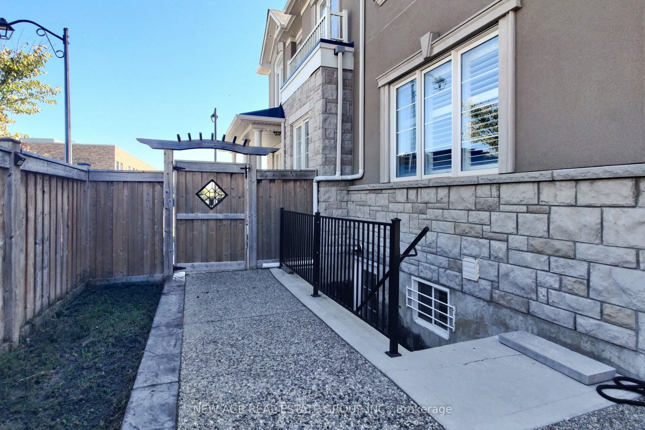 153 Whitlock Avenue