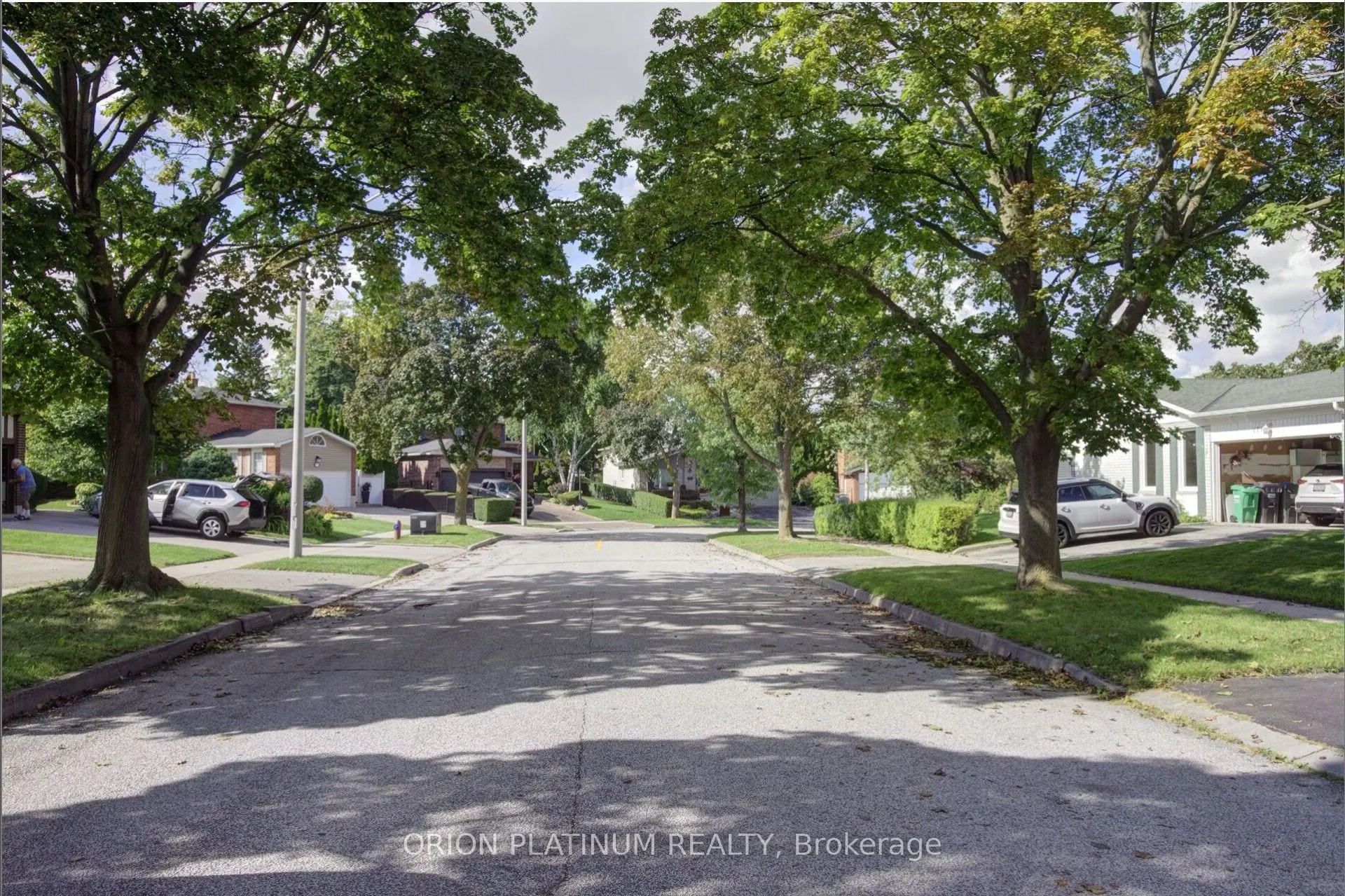 1706 Branchwood Park