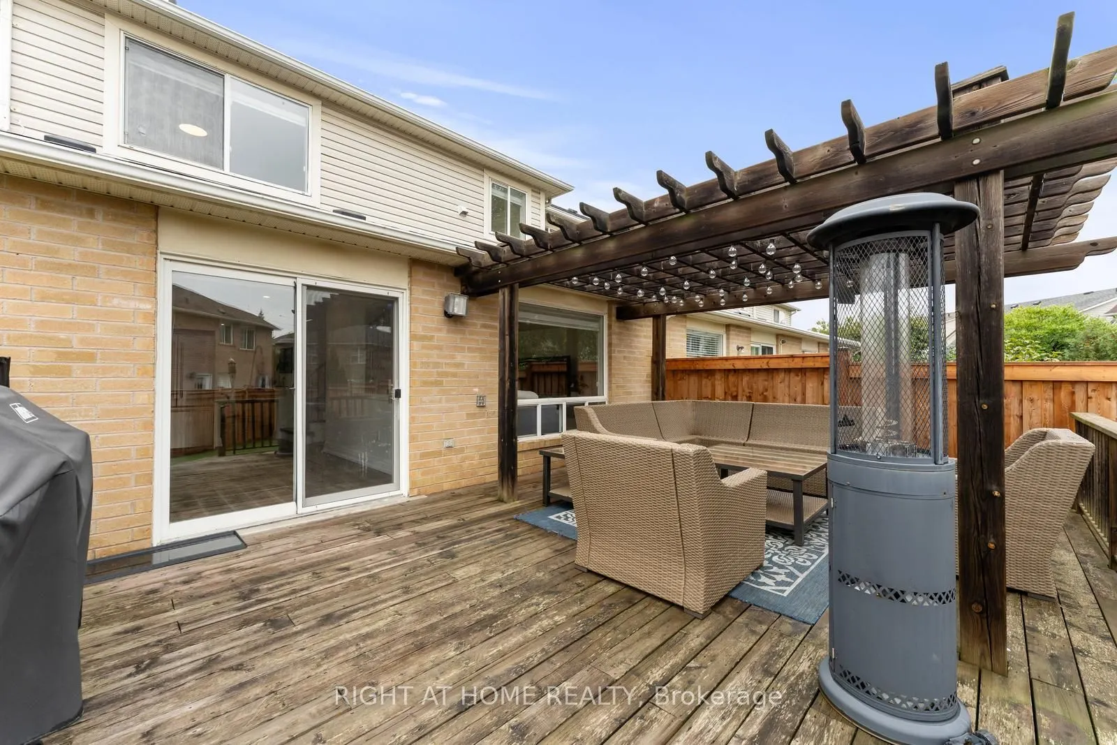 394 BAVERSTOCK Crescent
