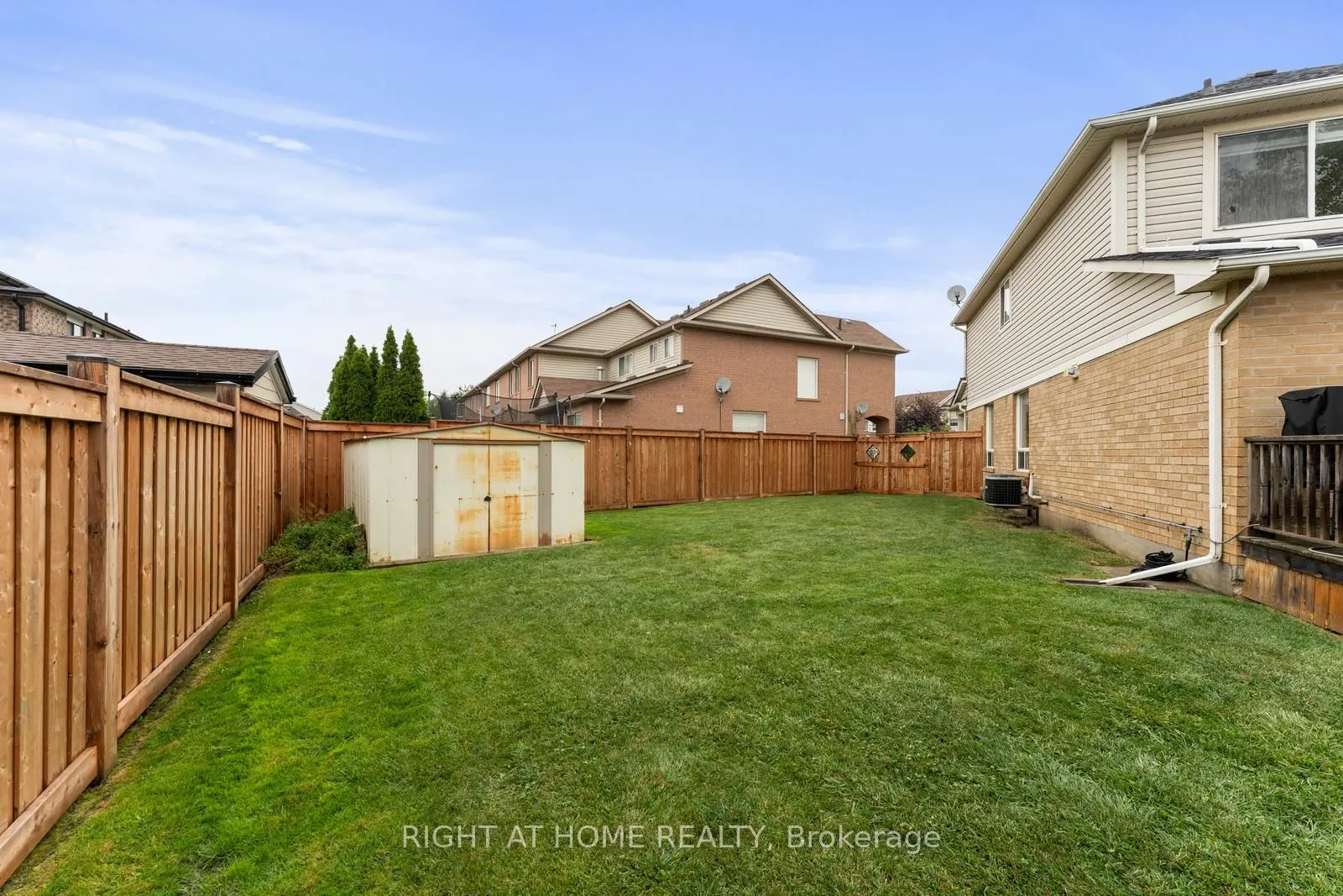 394 BAVERSTOCK Crescent