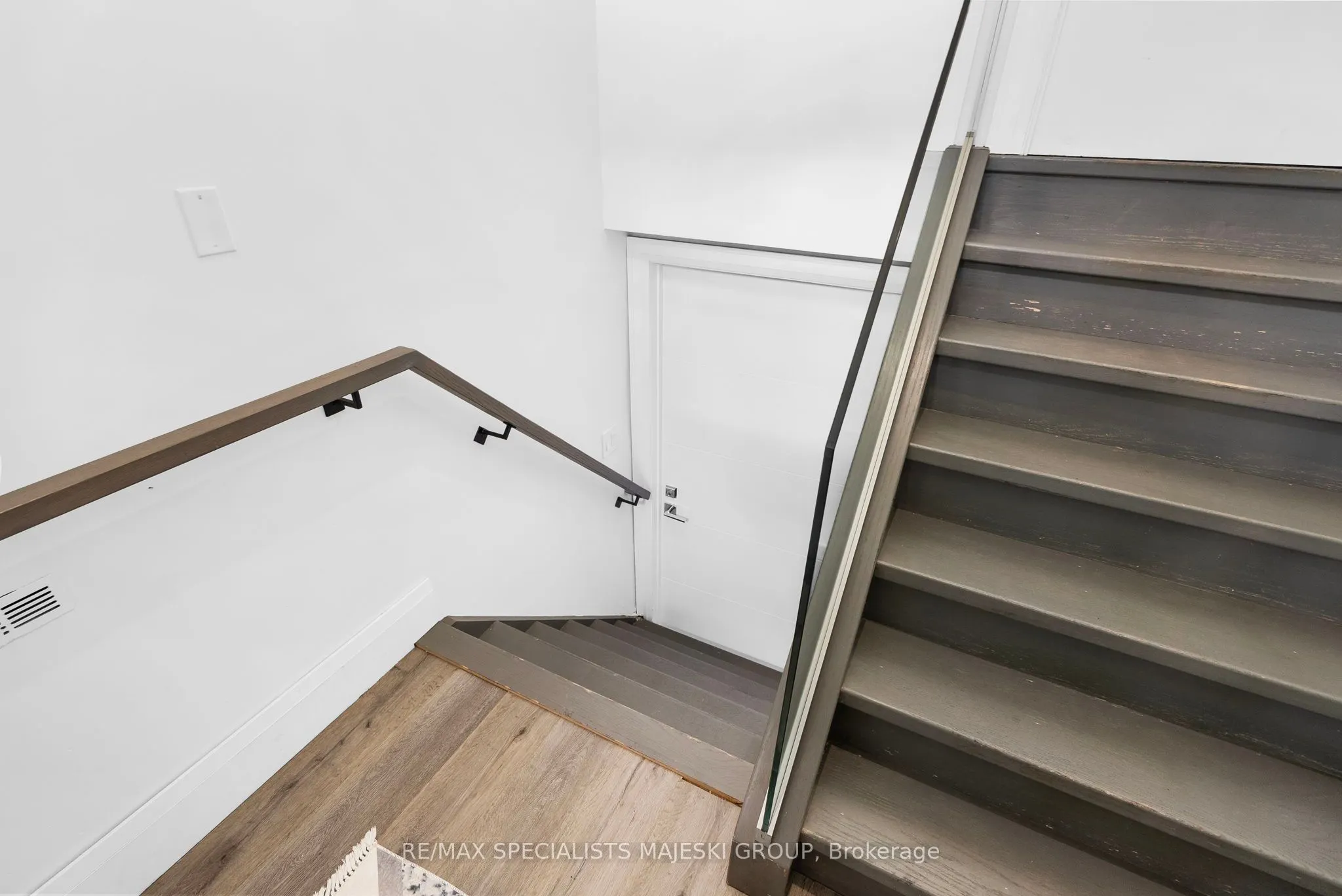 203 Pellatt Avenue, #LOWER