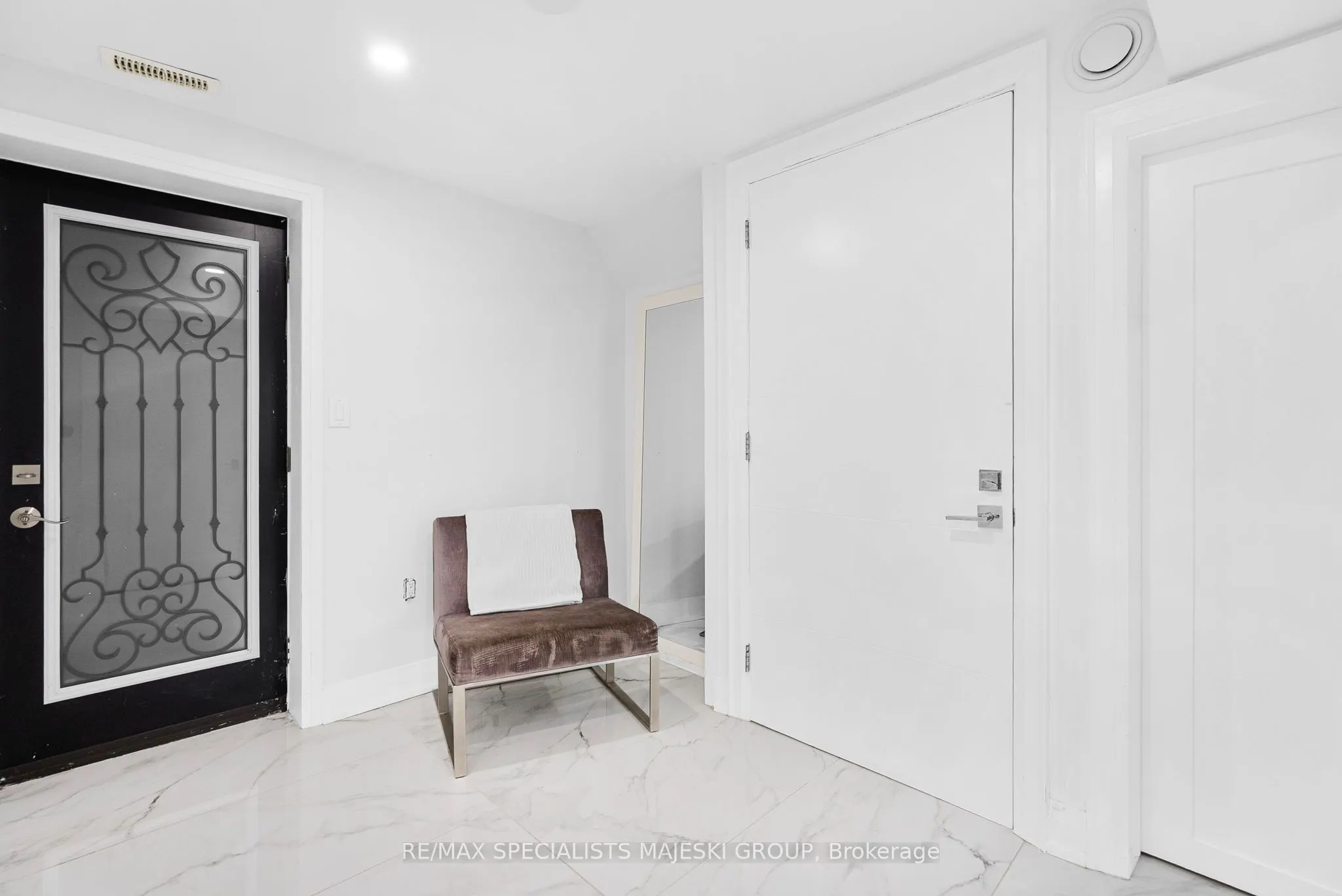 203 Pellatt Avenue, #LOWER