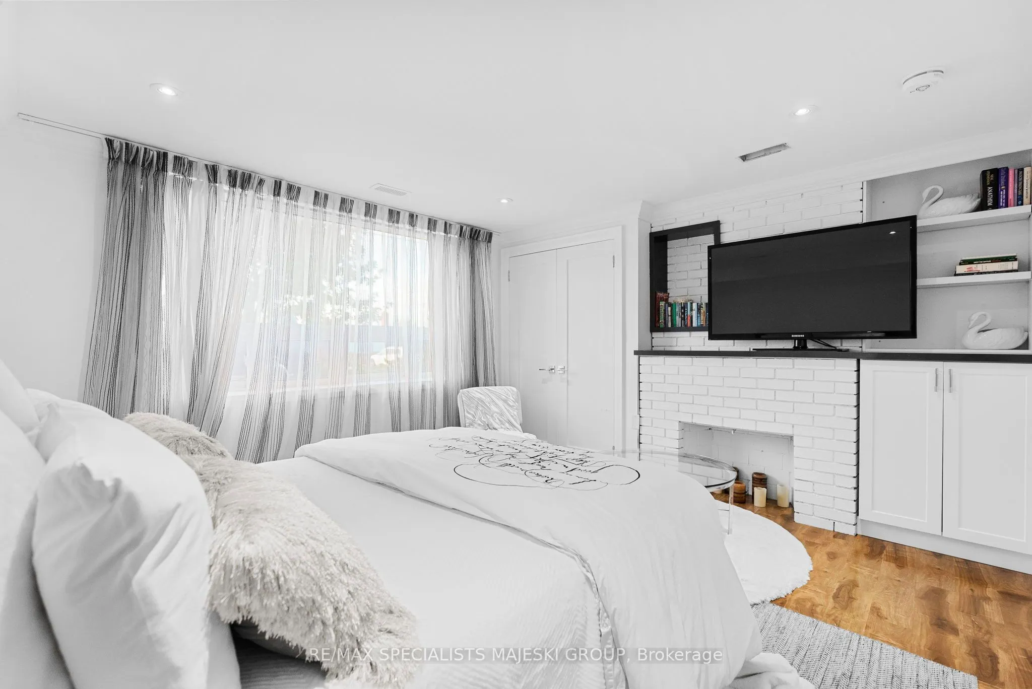 203 Pellatt Avenue, #LOWER
