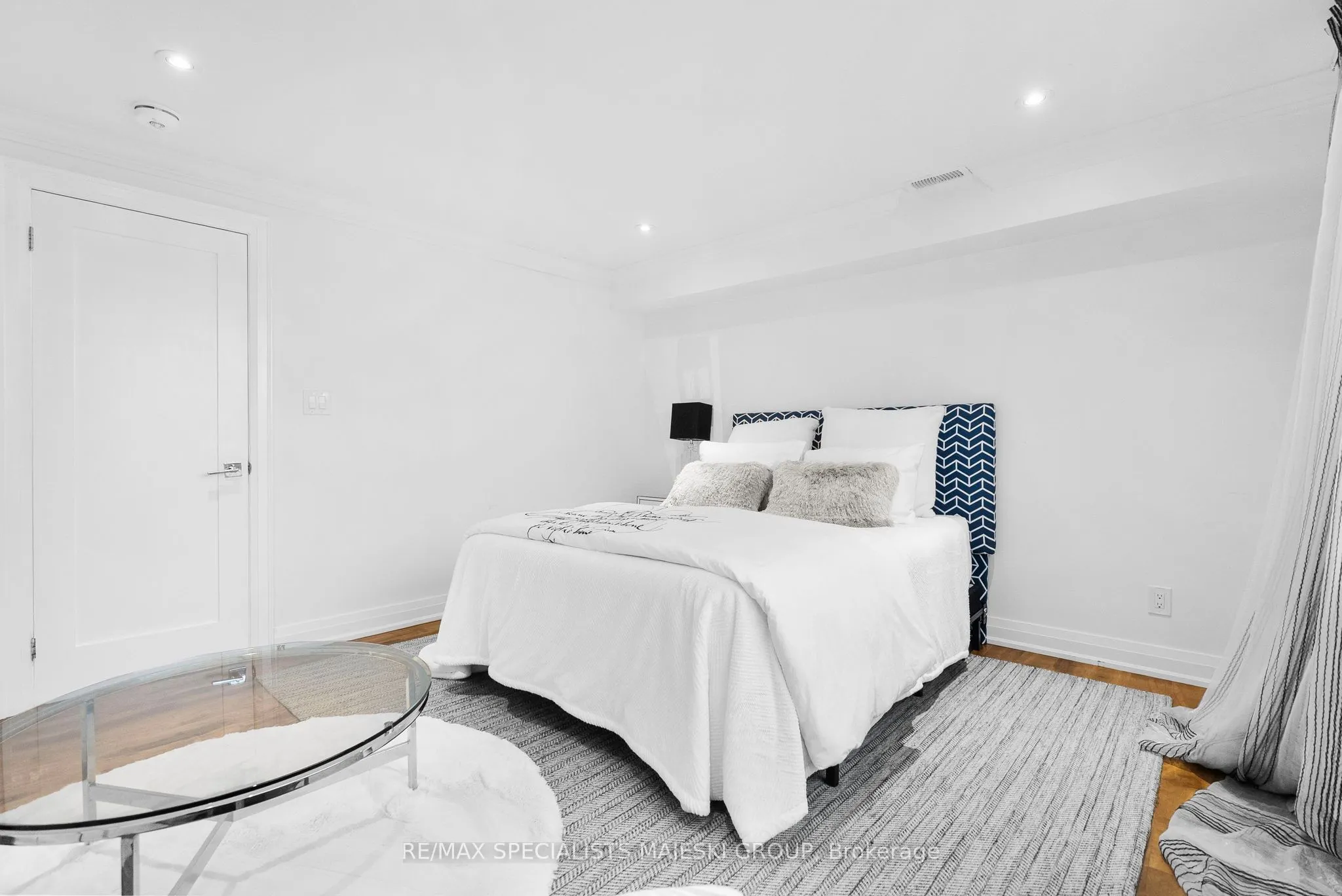 203 Pellatt Avenue, #LOWER