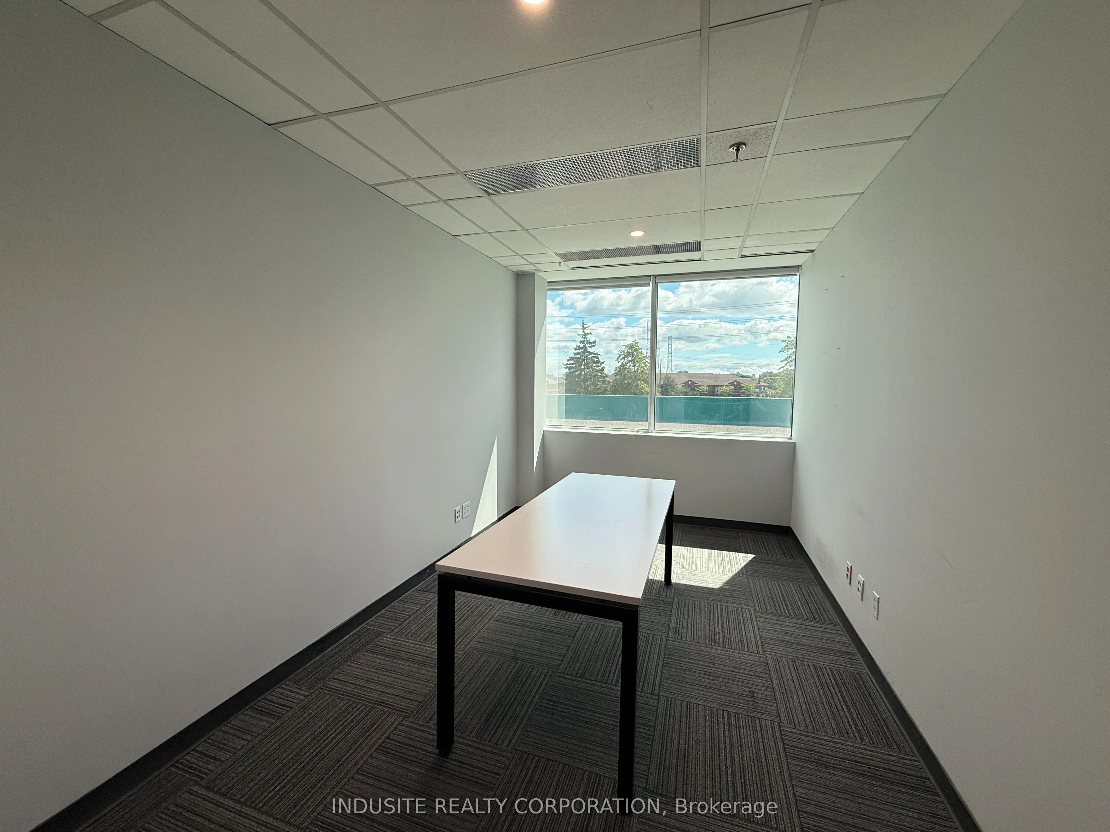 2800 Skymark Avenue, #205A