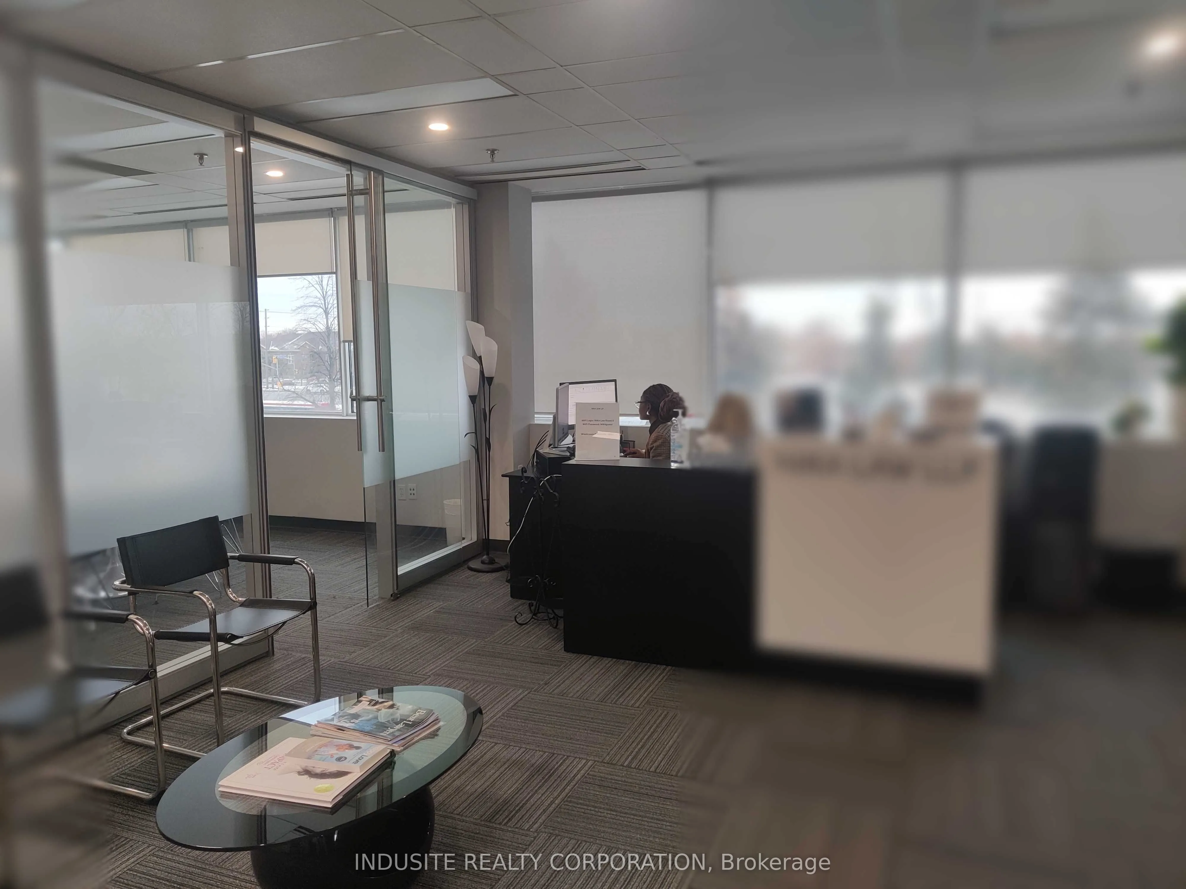 2800 Skymark Avenue, #205A