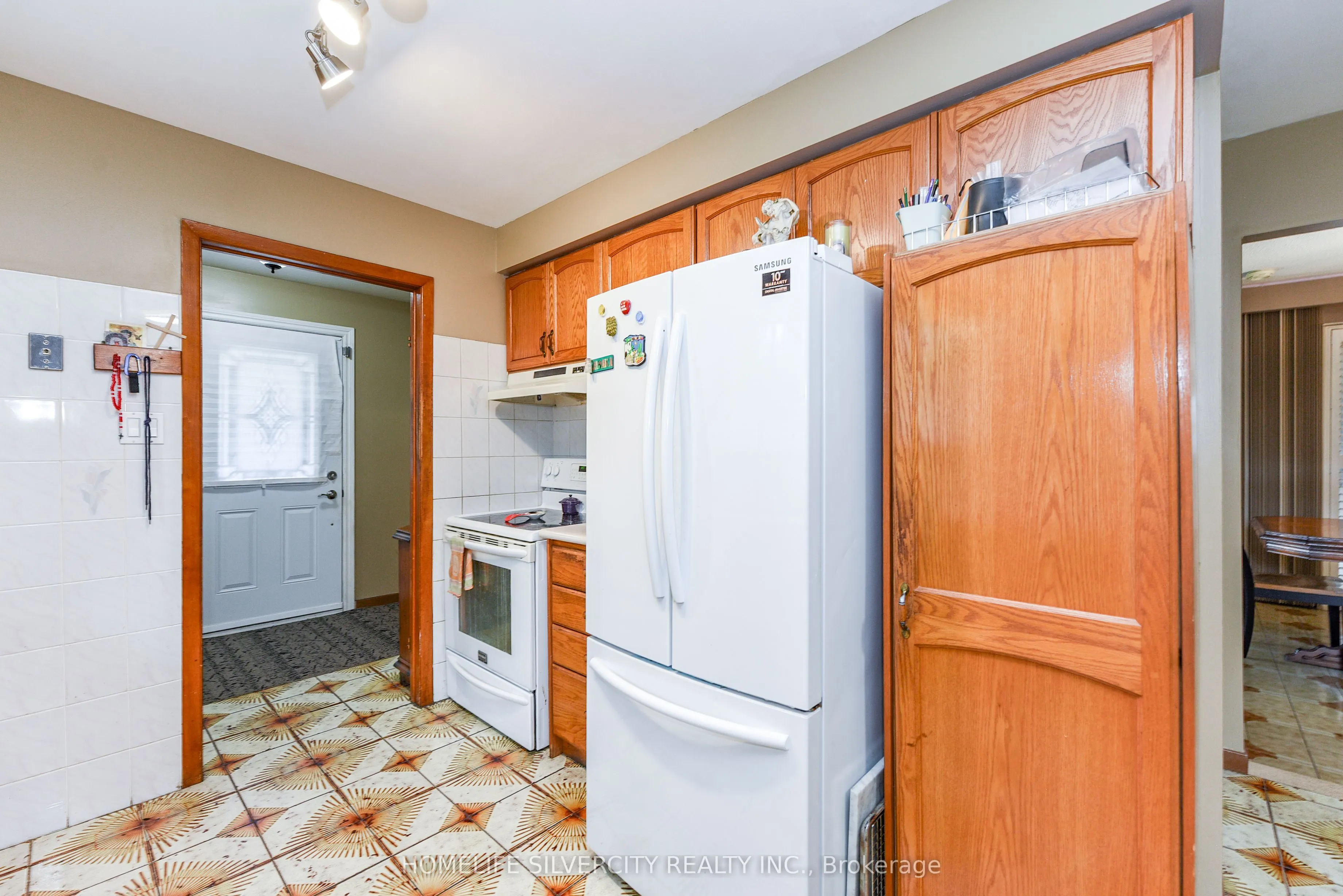 3350 Lehigh Crescent