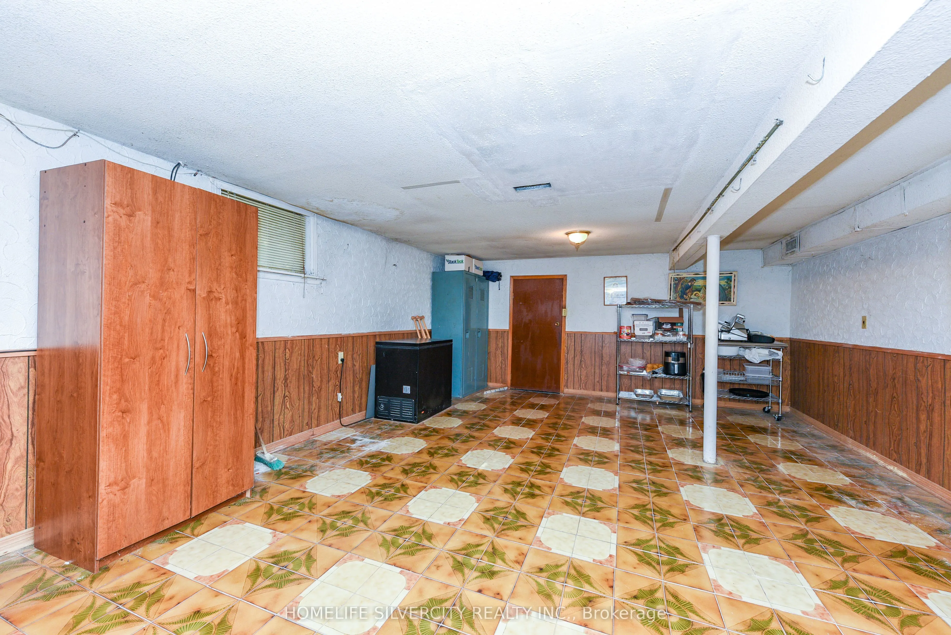 3350 Lehigh Crescent