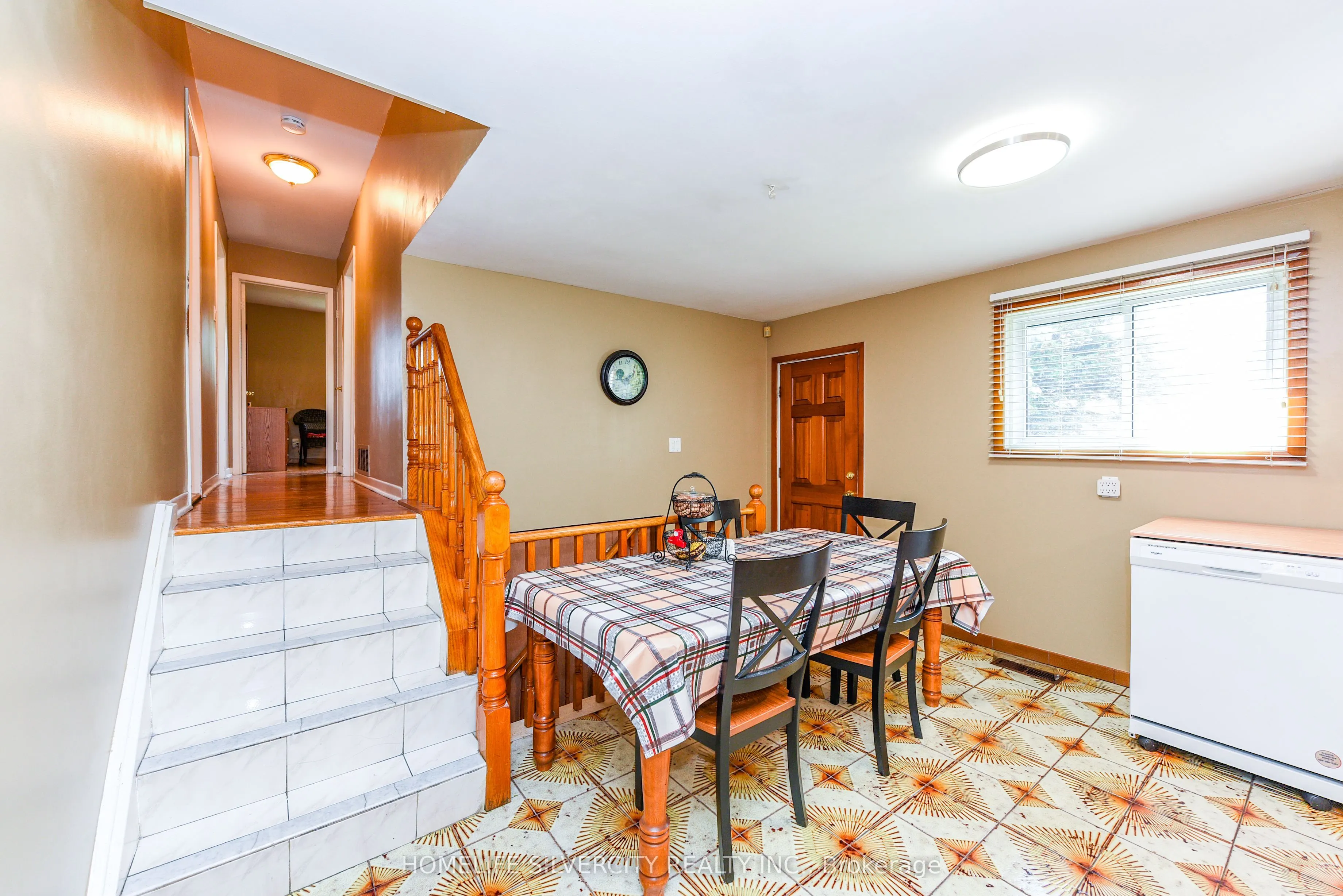 3350 Lehigh Crescent