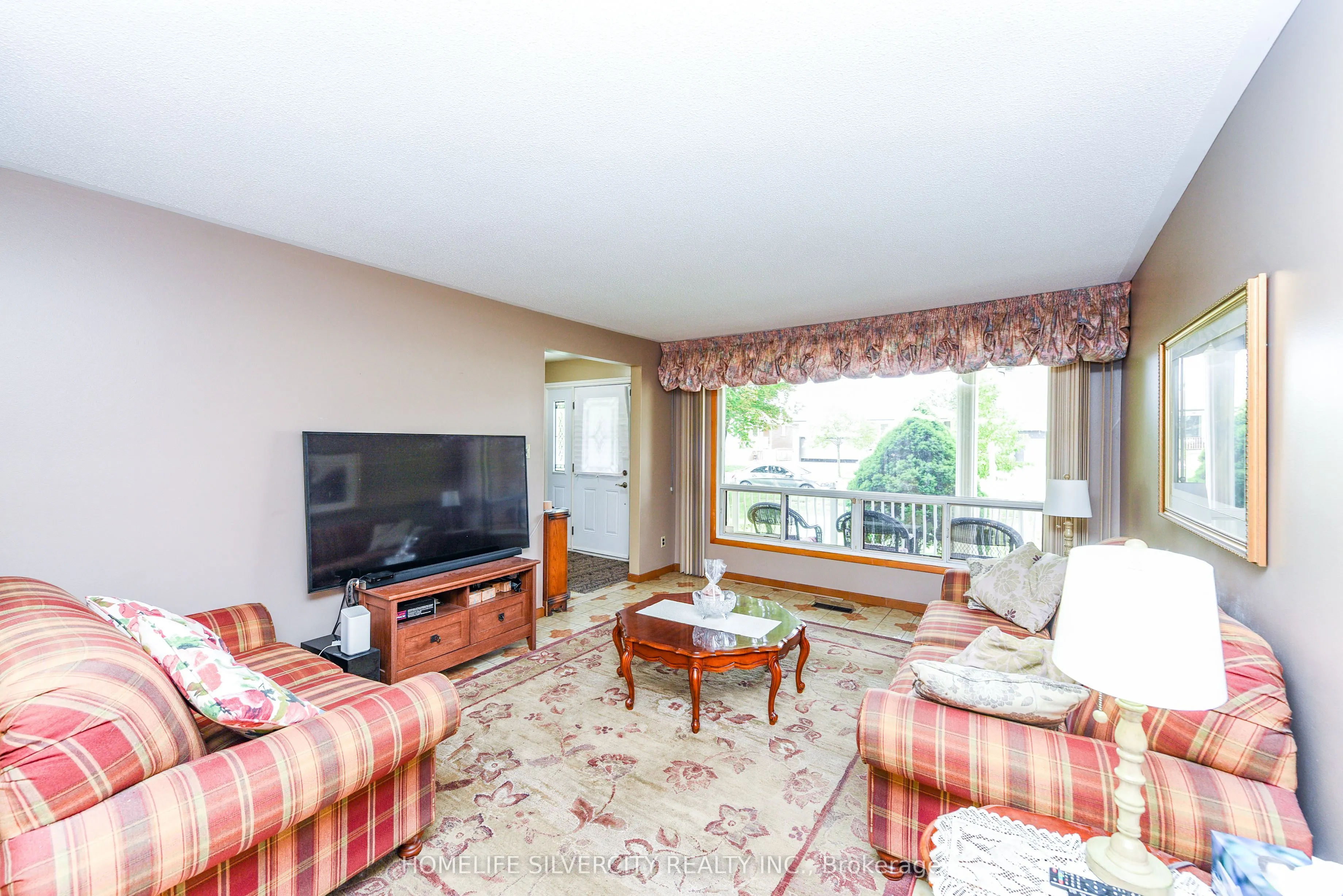 3350 Lehigh Crescent