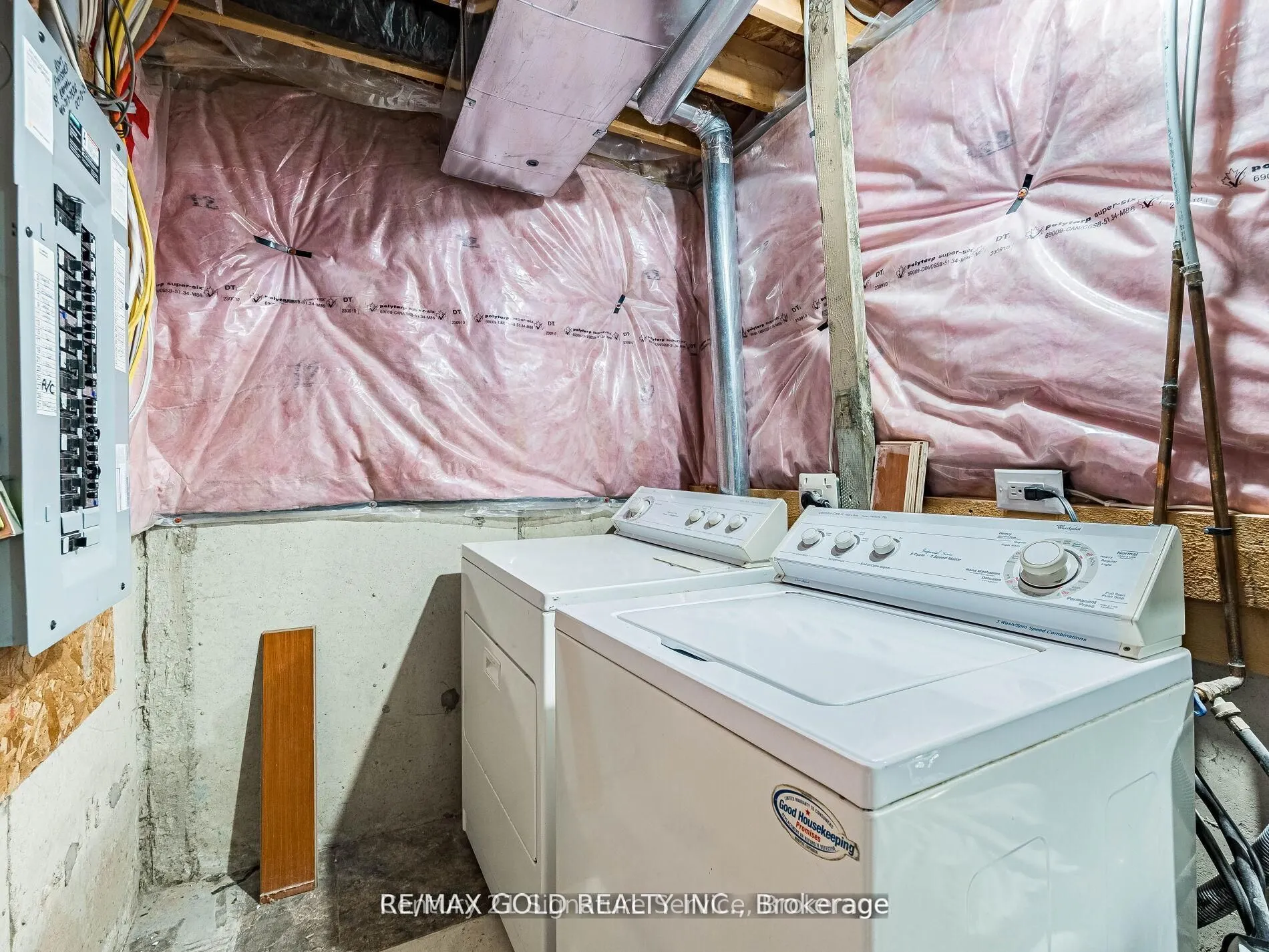 7 Dunlop Court, #Basement