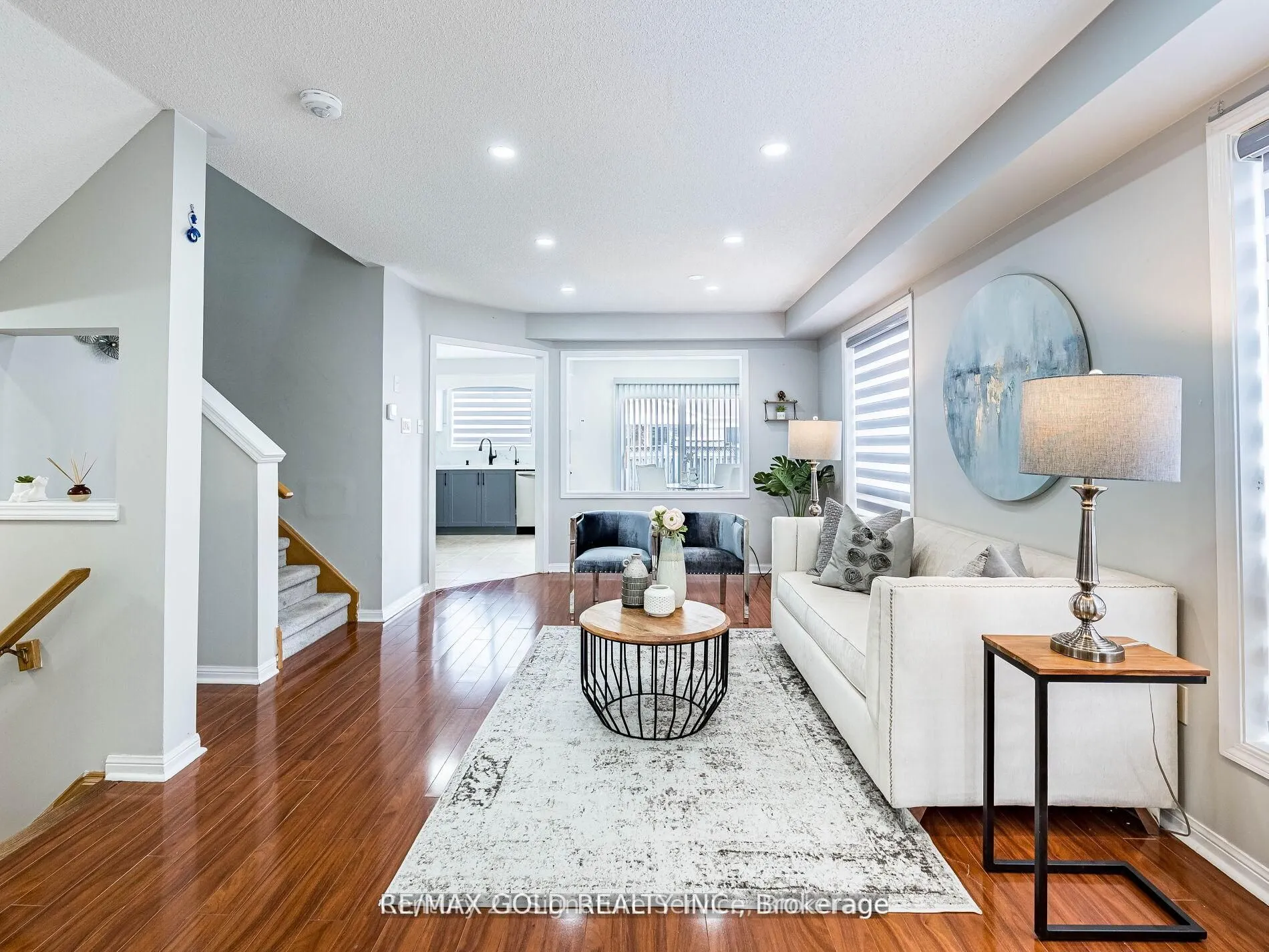 7 Dunlop Court, #Upper