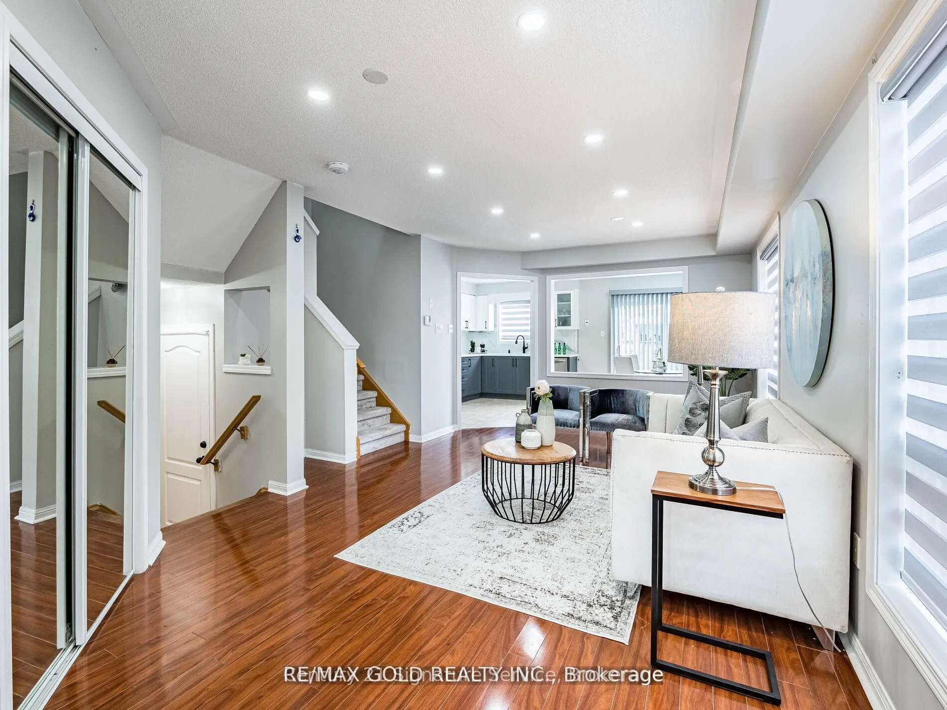 7 Dunlop Court, #Upper