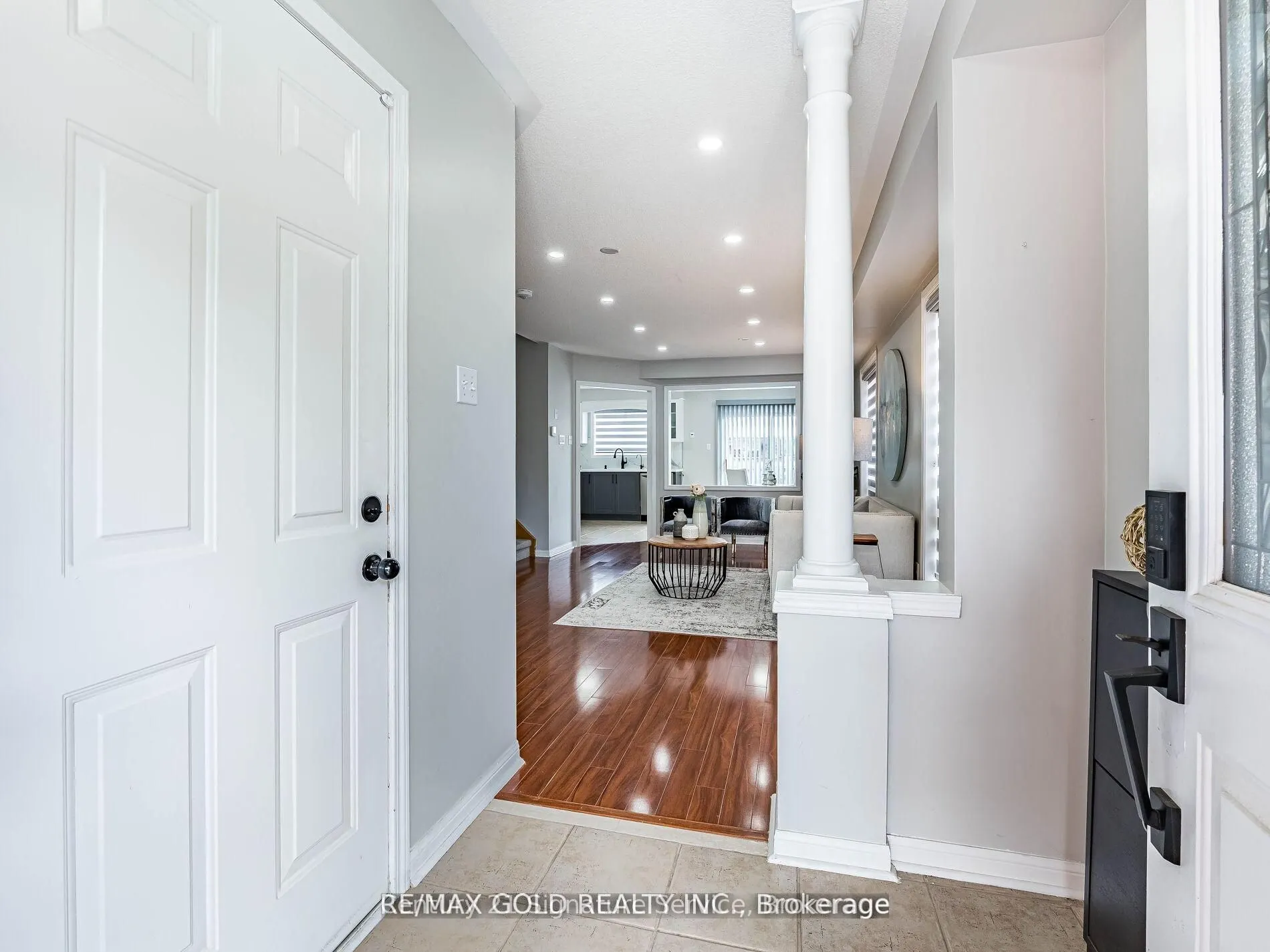 7 Dunlop Court, #Upper
